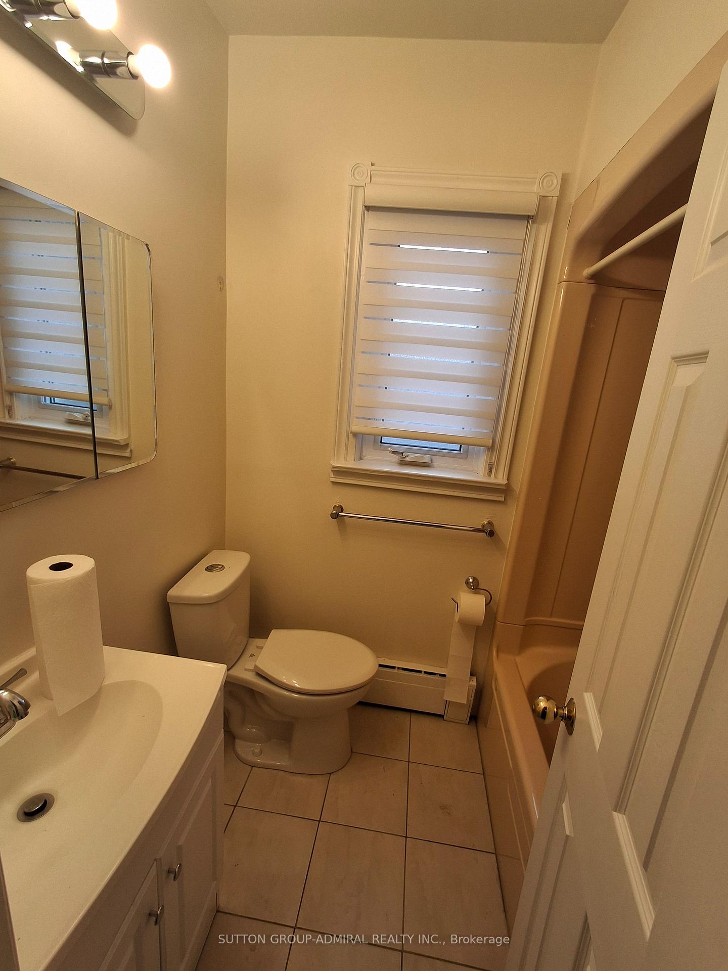 Photo 12 of Unit #1, 1220 Avenue Road, Toronto, Lawrence Park South — HOMEH