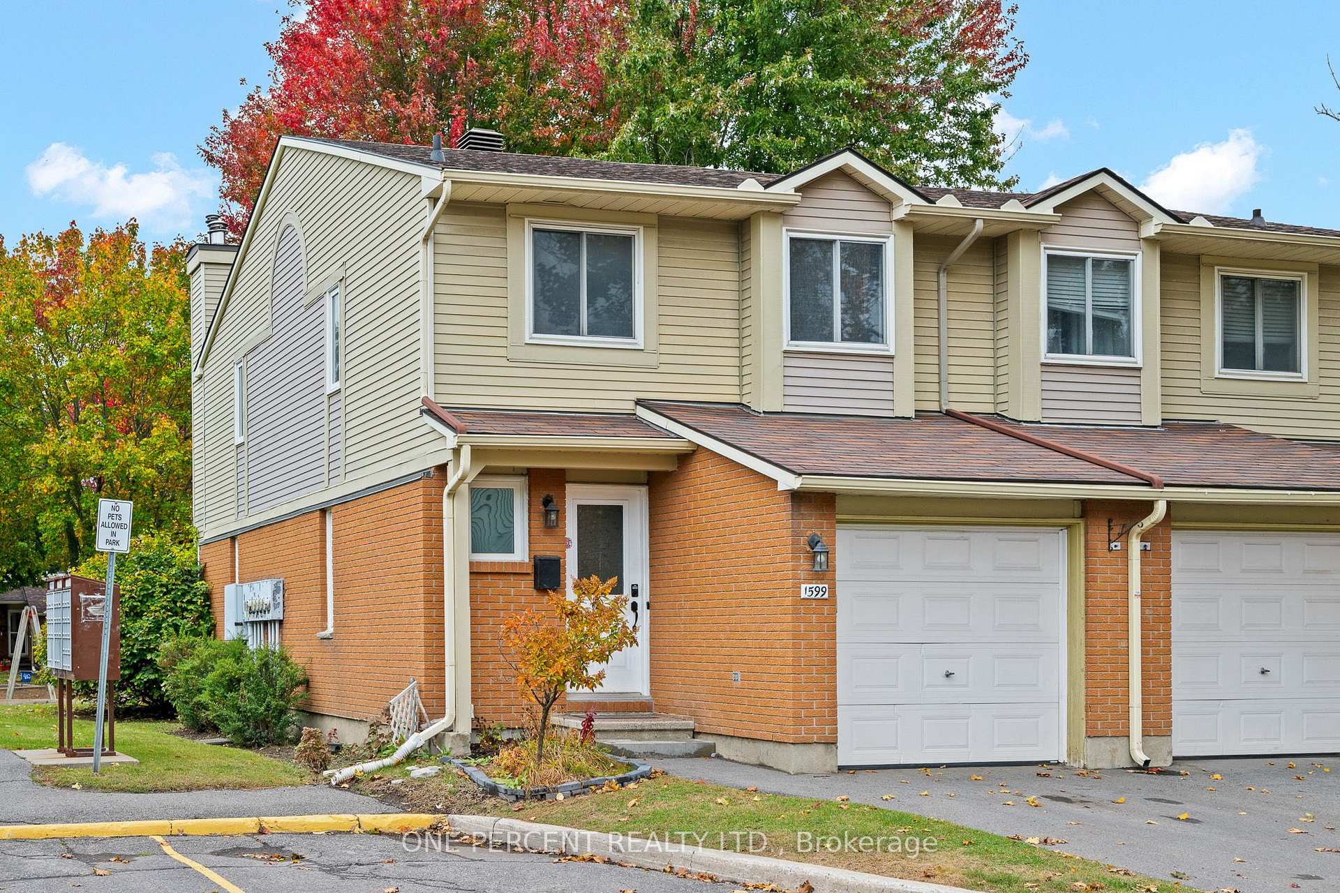 Photo 1 of 1599 Cheevers Crescent, Ottawa, Fallingbrook/Pineridge — HOMEH