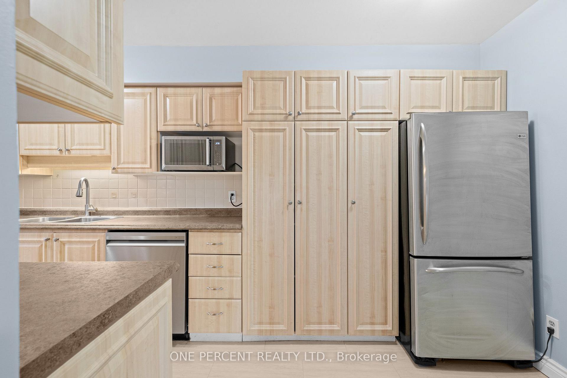 Photo 7 of 1599 Cheevers Crescent, Ottawa, Fallingbrook/Pineridge — HOMEH