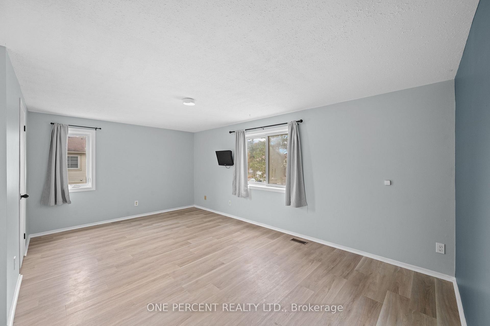 Photo 20 of 1599 Cheevers Crescent, Ottawa, Fallingbrook/Pineridge — HOMEH