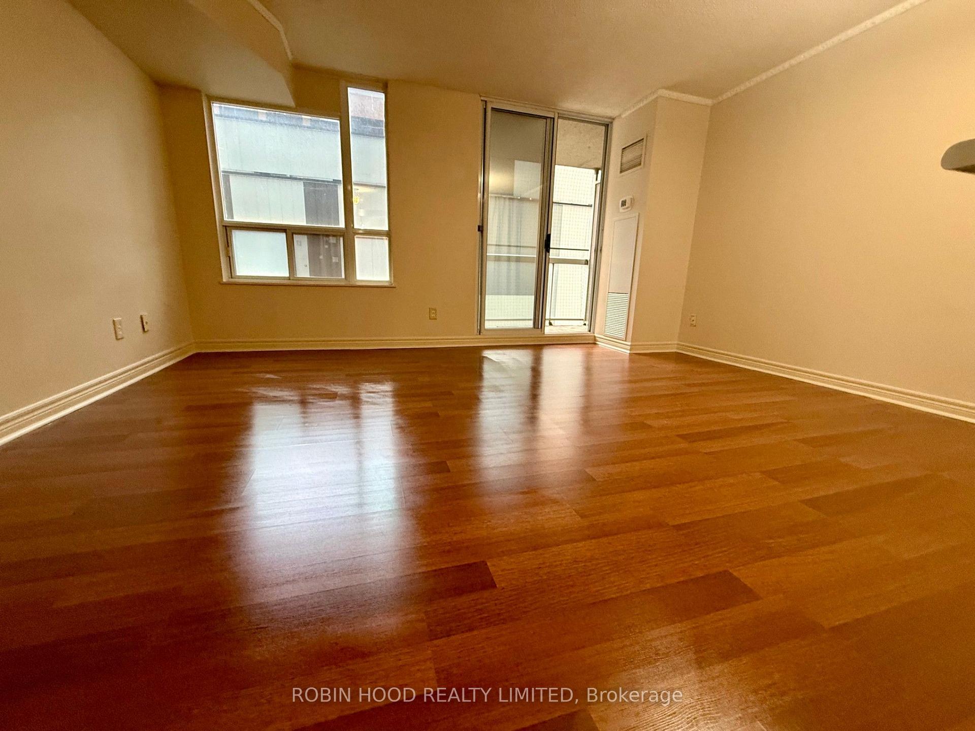 Photo 9 of Unit 701, 43 Eglinton Avenue E, Toronto, Mount Pleasant West — HOMEH