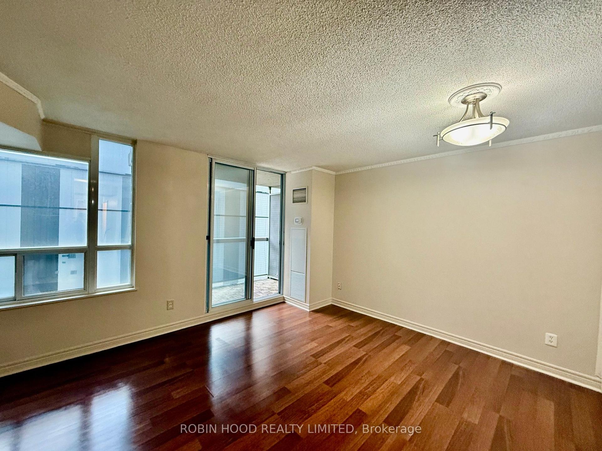 Photo 10 of Unit 701, 43 Eglinton Avenue E, Toronto, Mount Pleasant West — HOMEH