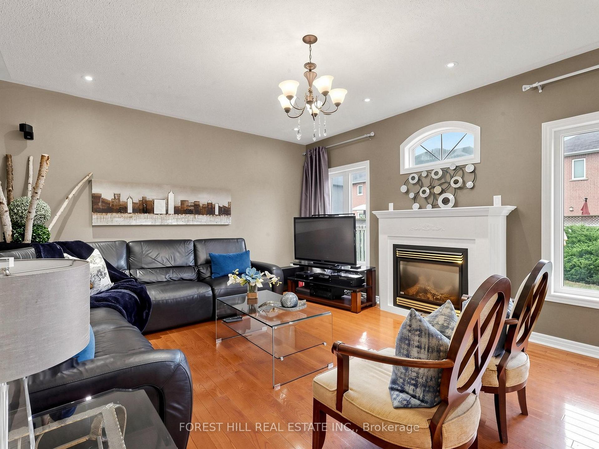 Photo 8 of 3473 Aquinas Avenue, Mississauga, Churchill Meadows — HOMEH