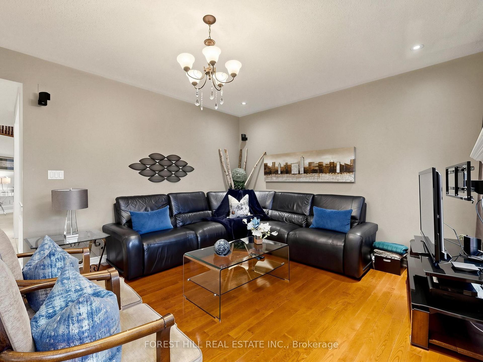 Photo 11 of 3473 Aquinas Avenue, Mississauga, Churchill Meadows — HOMEH