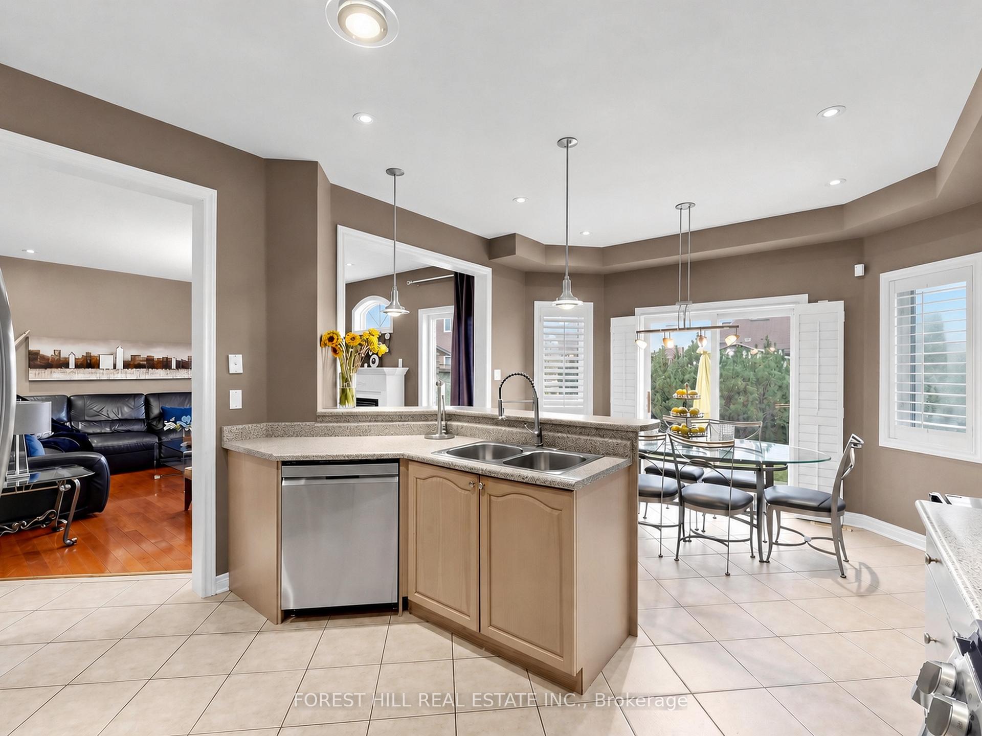 Photo 12 of 3473 Aquinas Avenue, Mississauga, Churchill Meadows — HOMEH