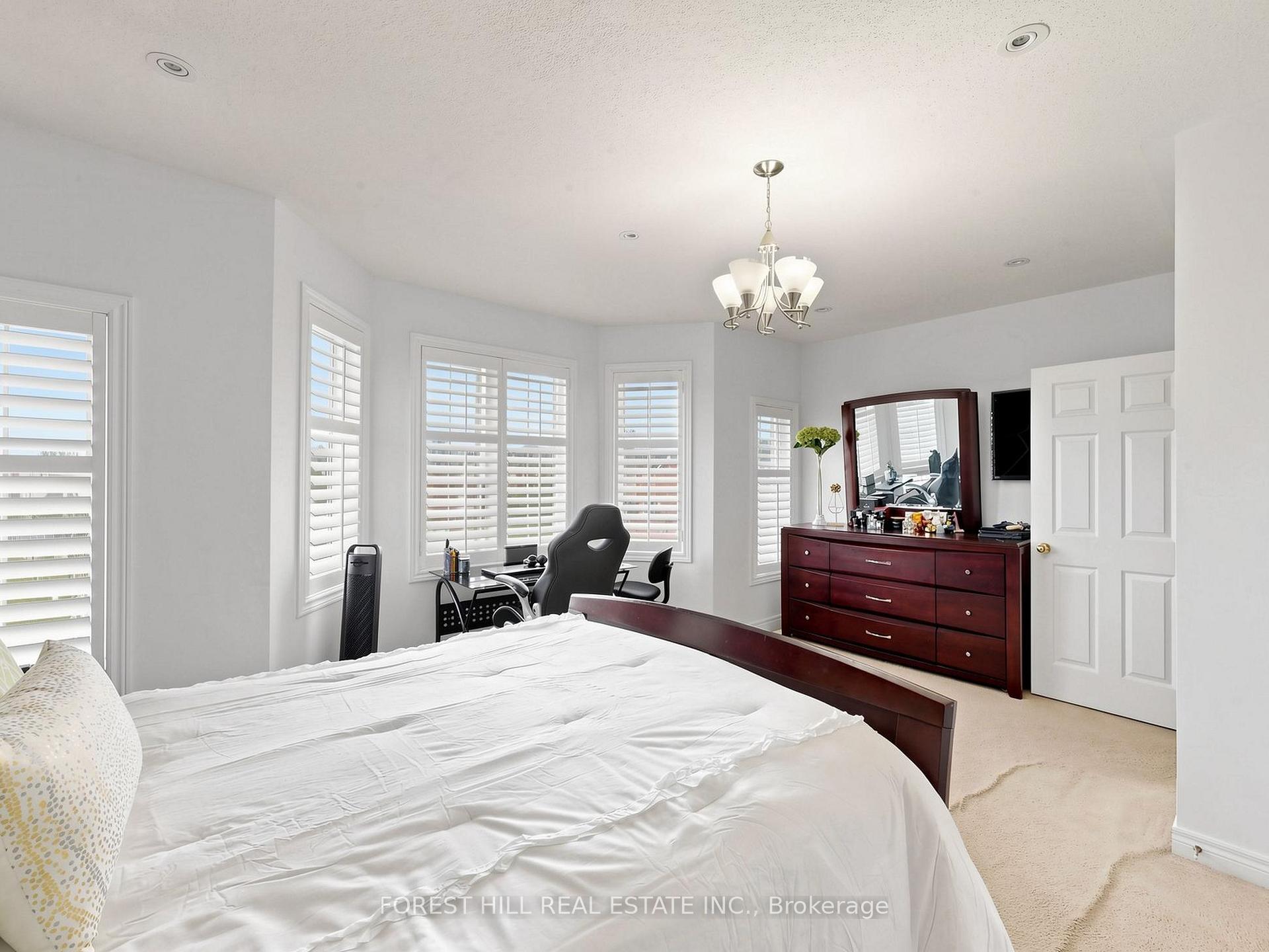 Photo 24 of 3473 Aquinas Avenue, Mississauga, Churchill Meadows — HOMEH