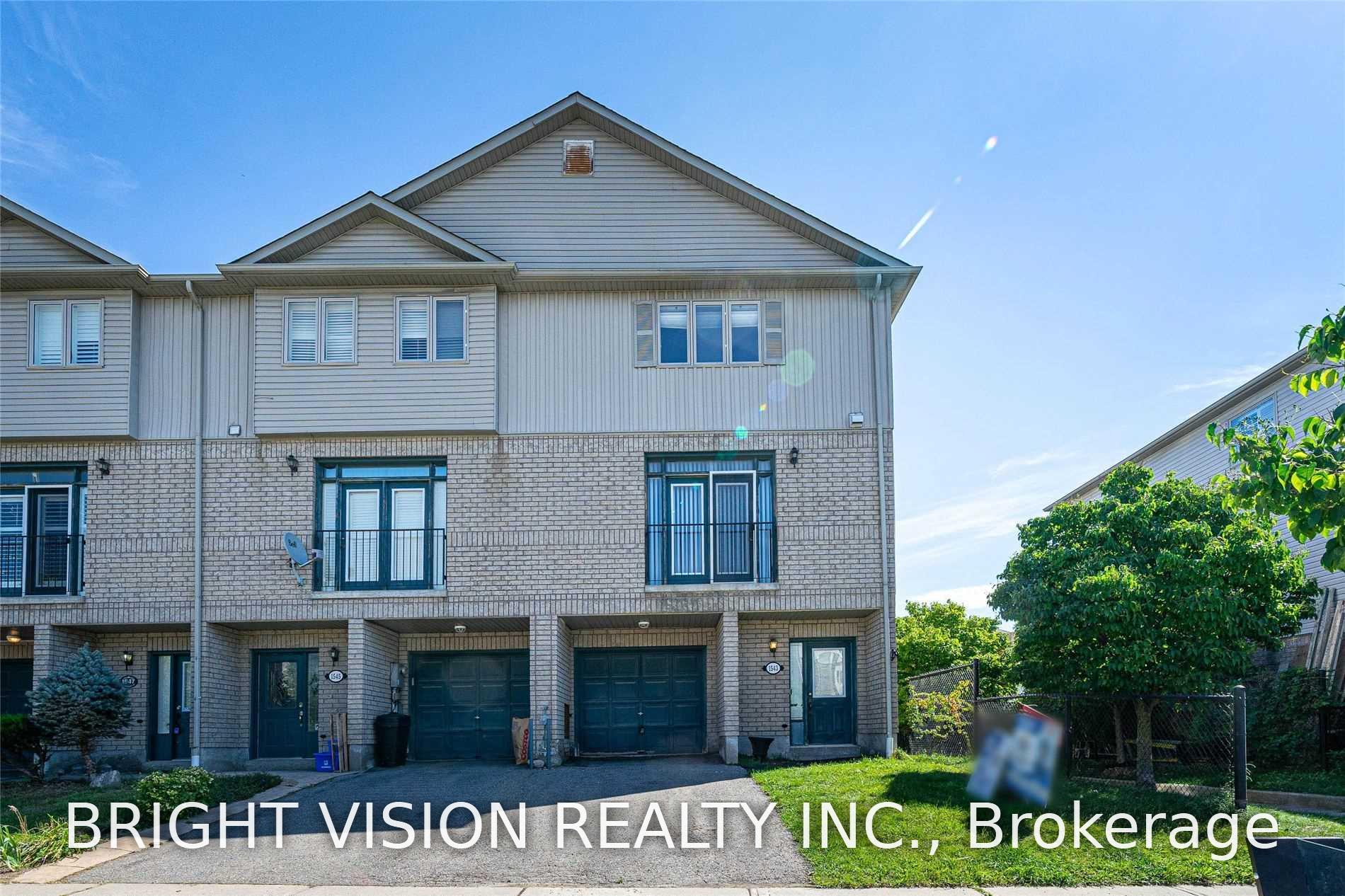 Photo 2 of 1543 Hummingbird Court, Pickering, Highbush — HOMEH