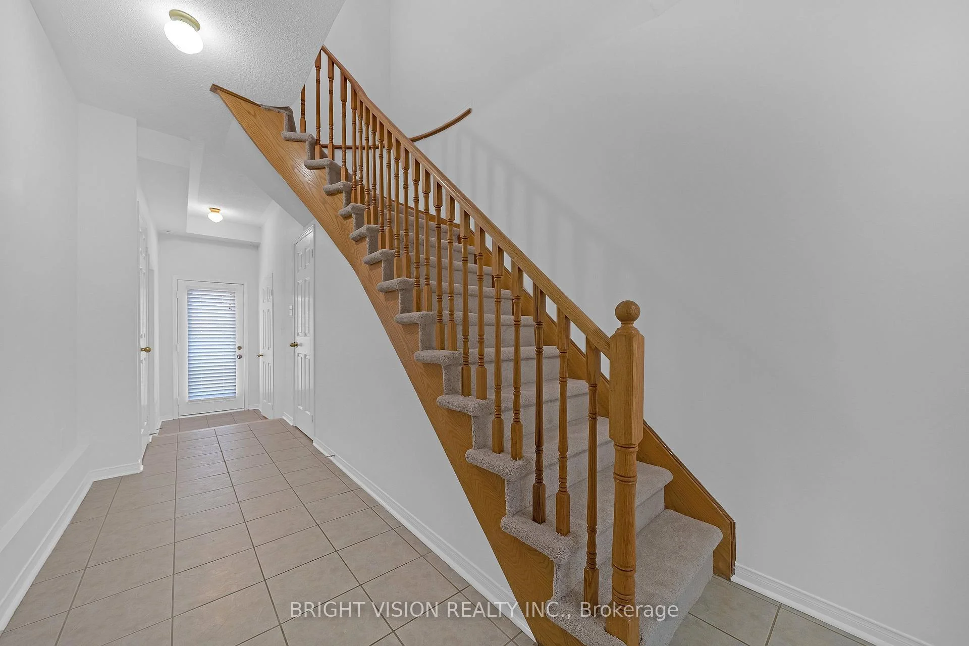 Photo 16 of 1543 Hummingbird Court, Pickering, Highbush — HOMEH