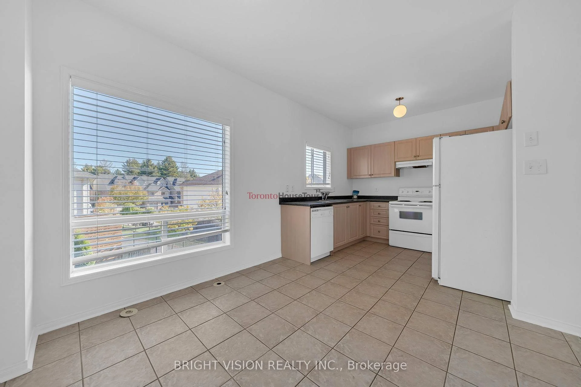 Photo 32 of 1543 Hummingbird Court, Pickering, Highbush — HOMEH