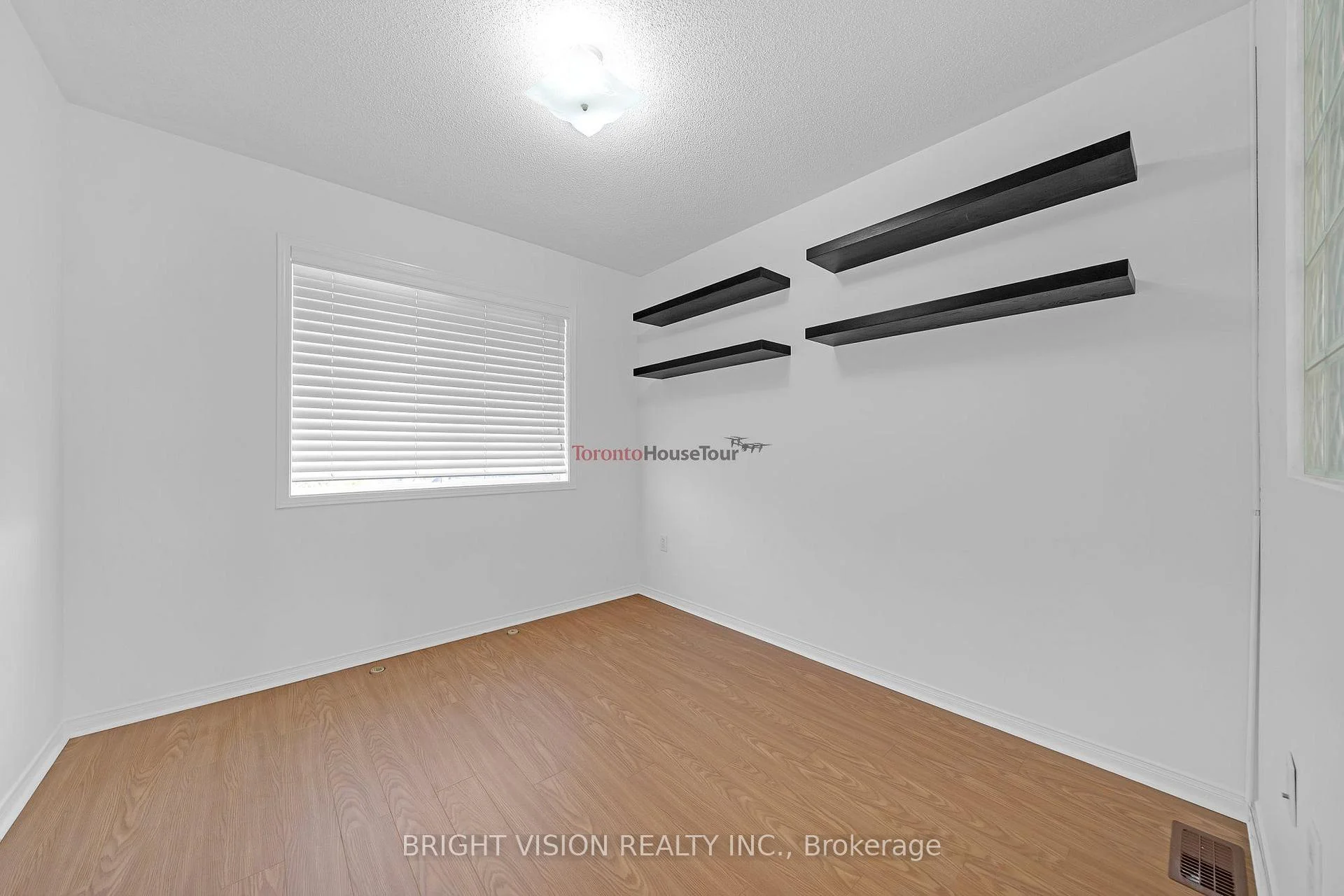 Photo 56 of 1543 Hummingbird Court, Pickering, Highbush — HOMEH