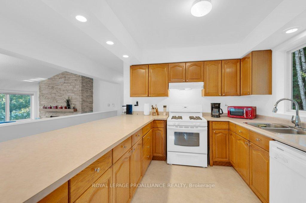 Photo 12 of 1018C Leisure Lane, Frontenac, Frontenac North — HOMEH