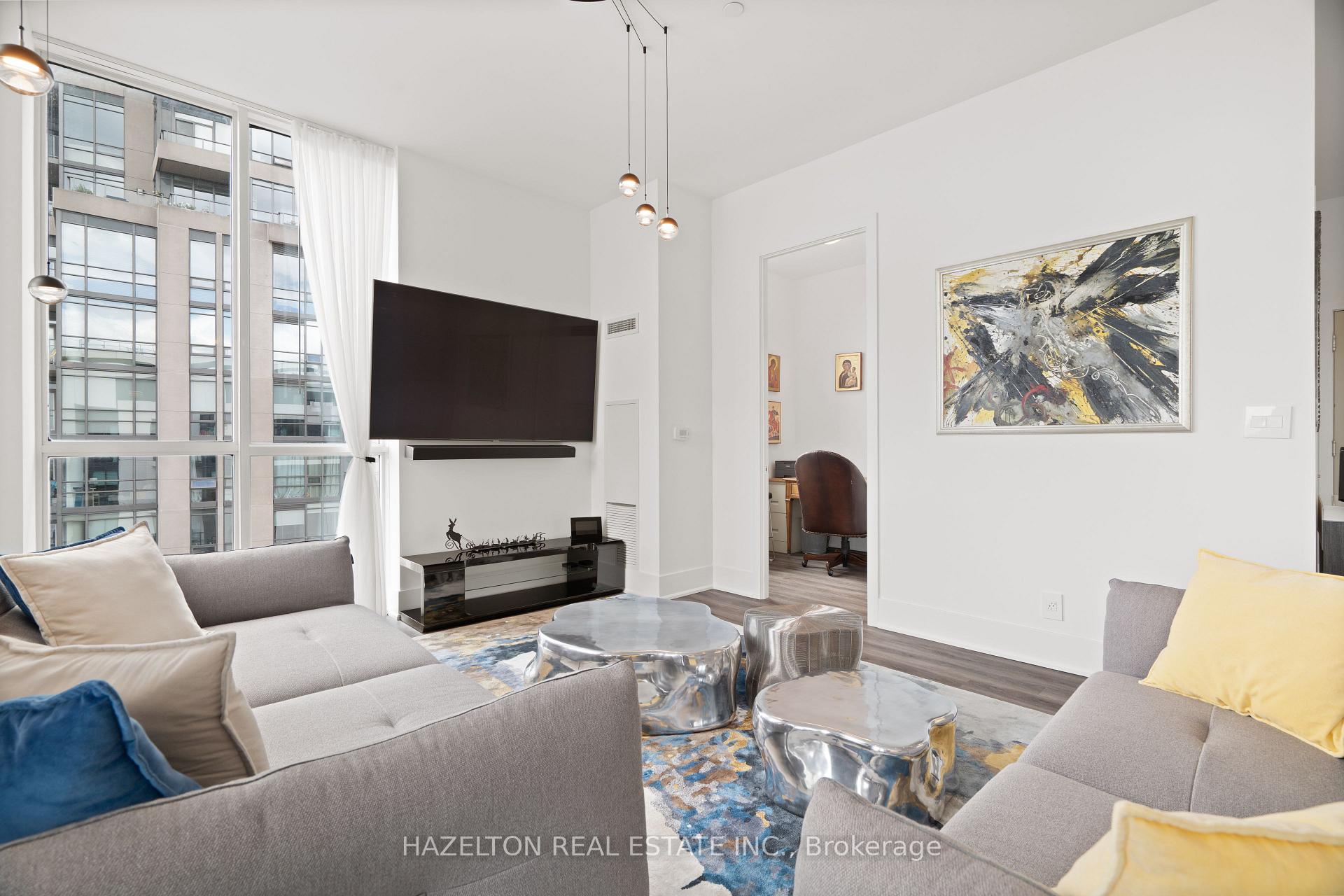 Photo 5 of 1486 Bathurst Street, Toronto, Humewood-Cedarvale — HOMEH