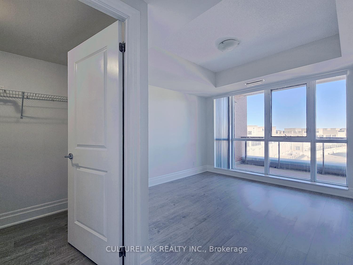 Photo 10 of Unit 401, 1 Upper Duke Crescent, Markham, Unionville — HOMEH