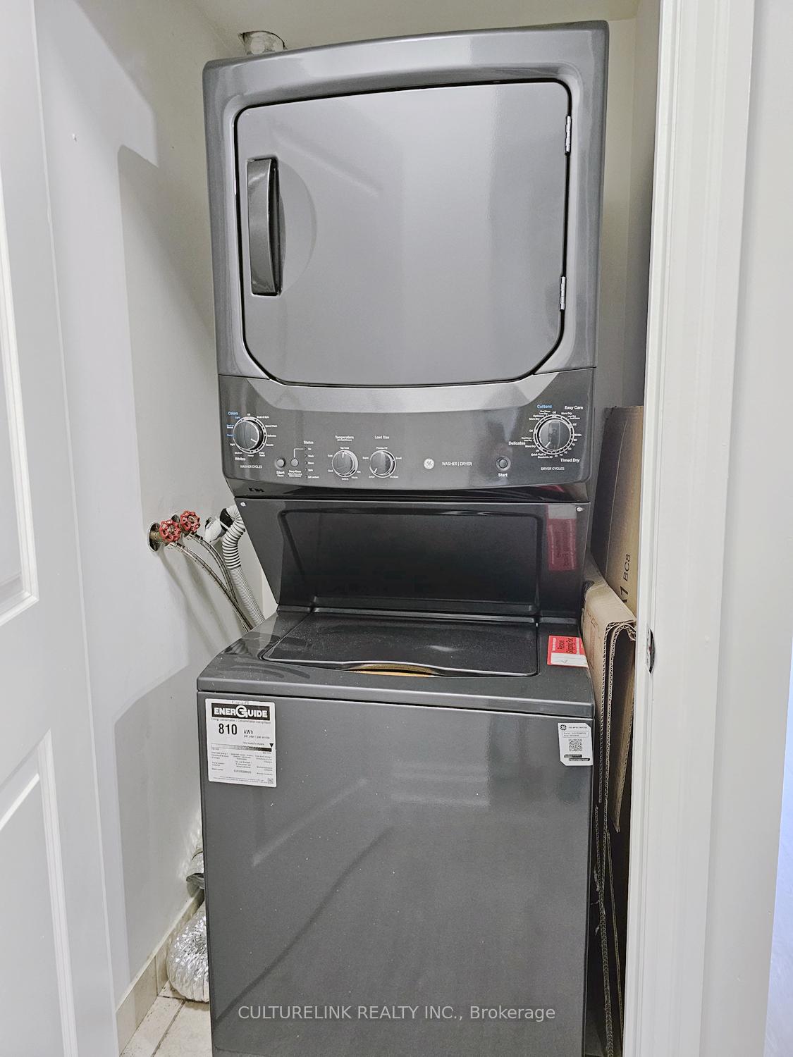 Photo 14 of Unit 401, 1 Upper Duke Crescent, Markham, Unionville — HOMEH