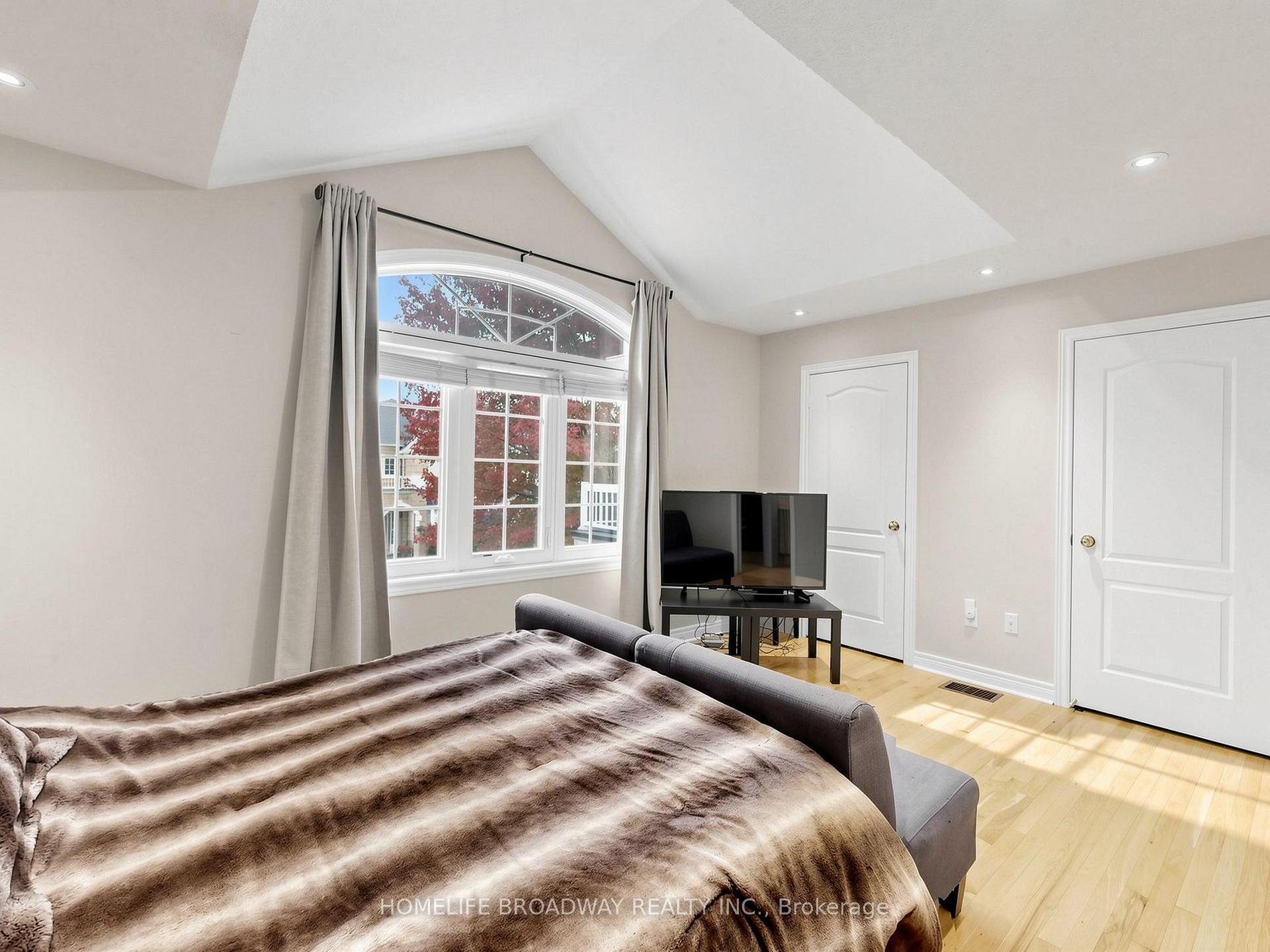 Photo 40 of 26 Winter Creek Crescent, Markham, Victoria Manor-Jennings Gate — HOMEH