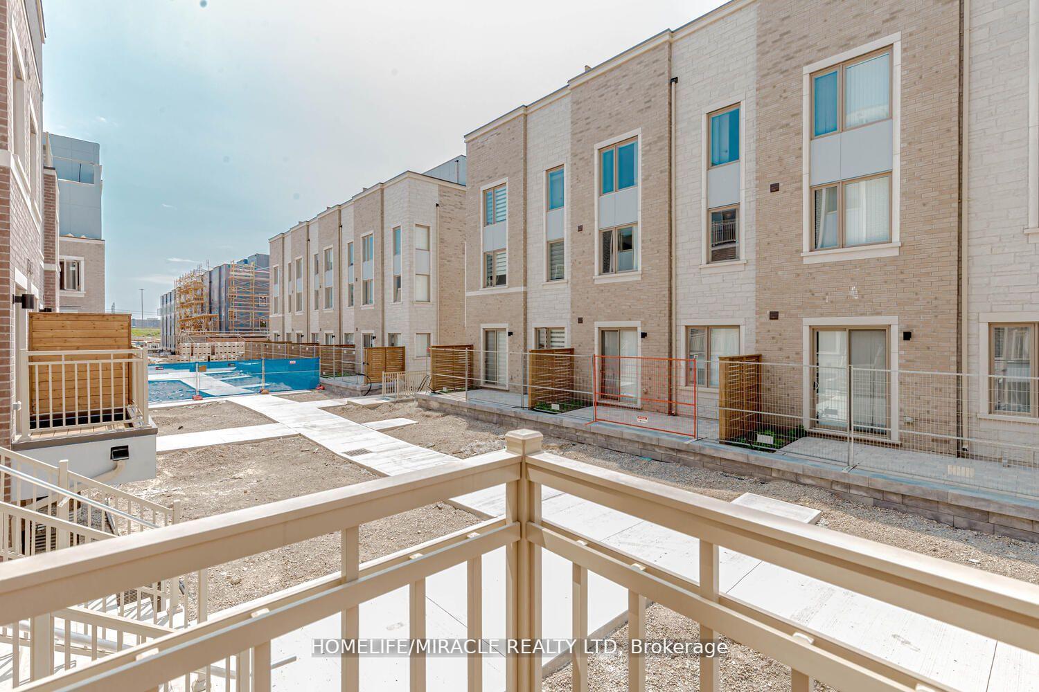 Photo 20 of Unit 5, 11 Honeycrisp Crescent, Vaughan, Vaughan Corporate Centre — HOMEH