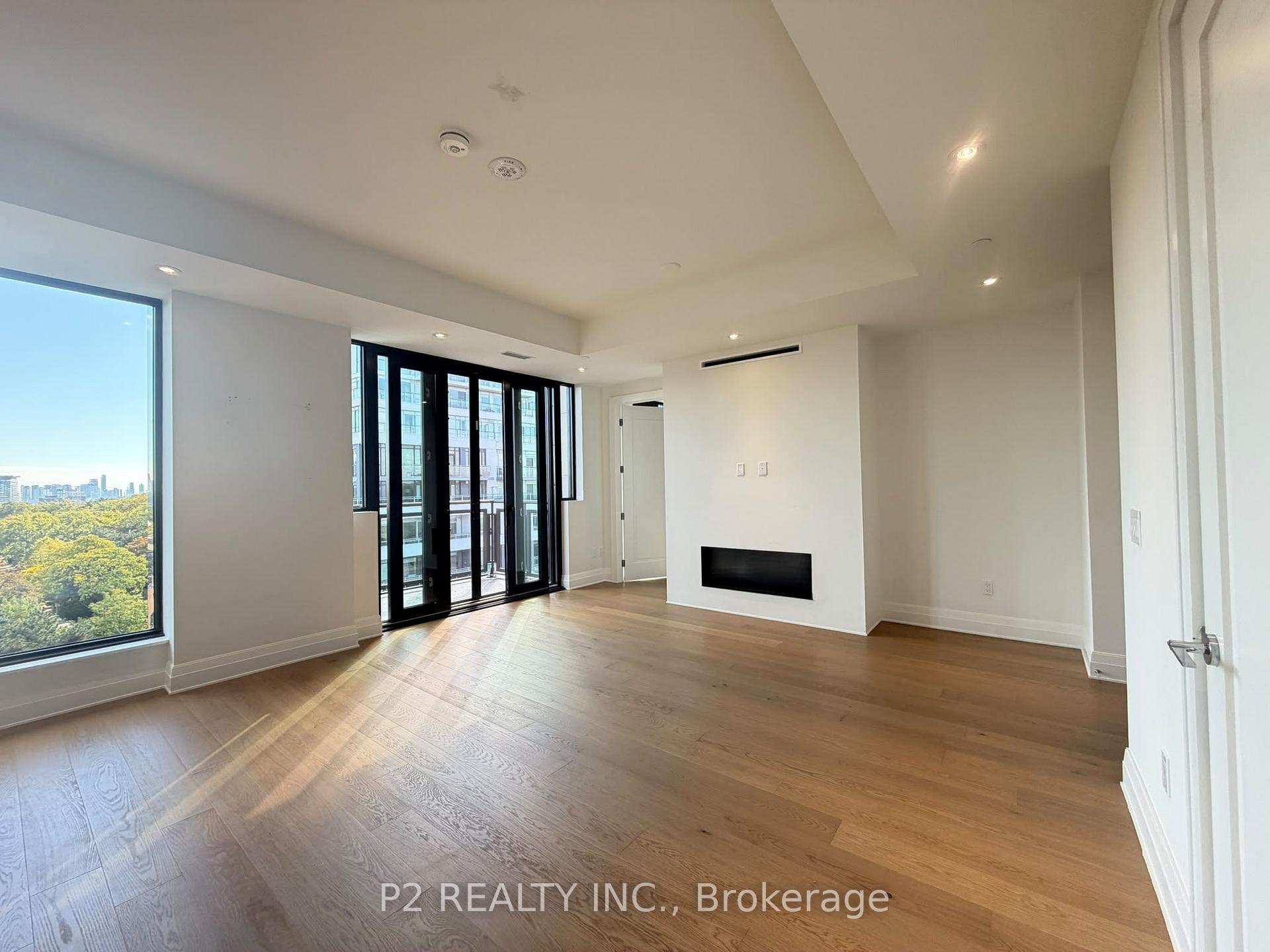 Photo 7 of Unit 806, 2 Forest Hill Road, Toronto, Casa Loma — HOMEH