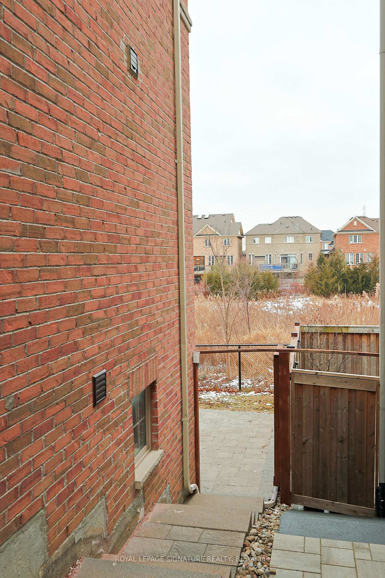 Photo 25 of Unit Lower, 380 Mcgibbon Drive, Milton, Clarke — HOMEH