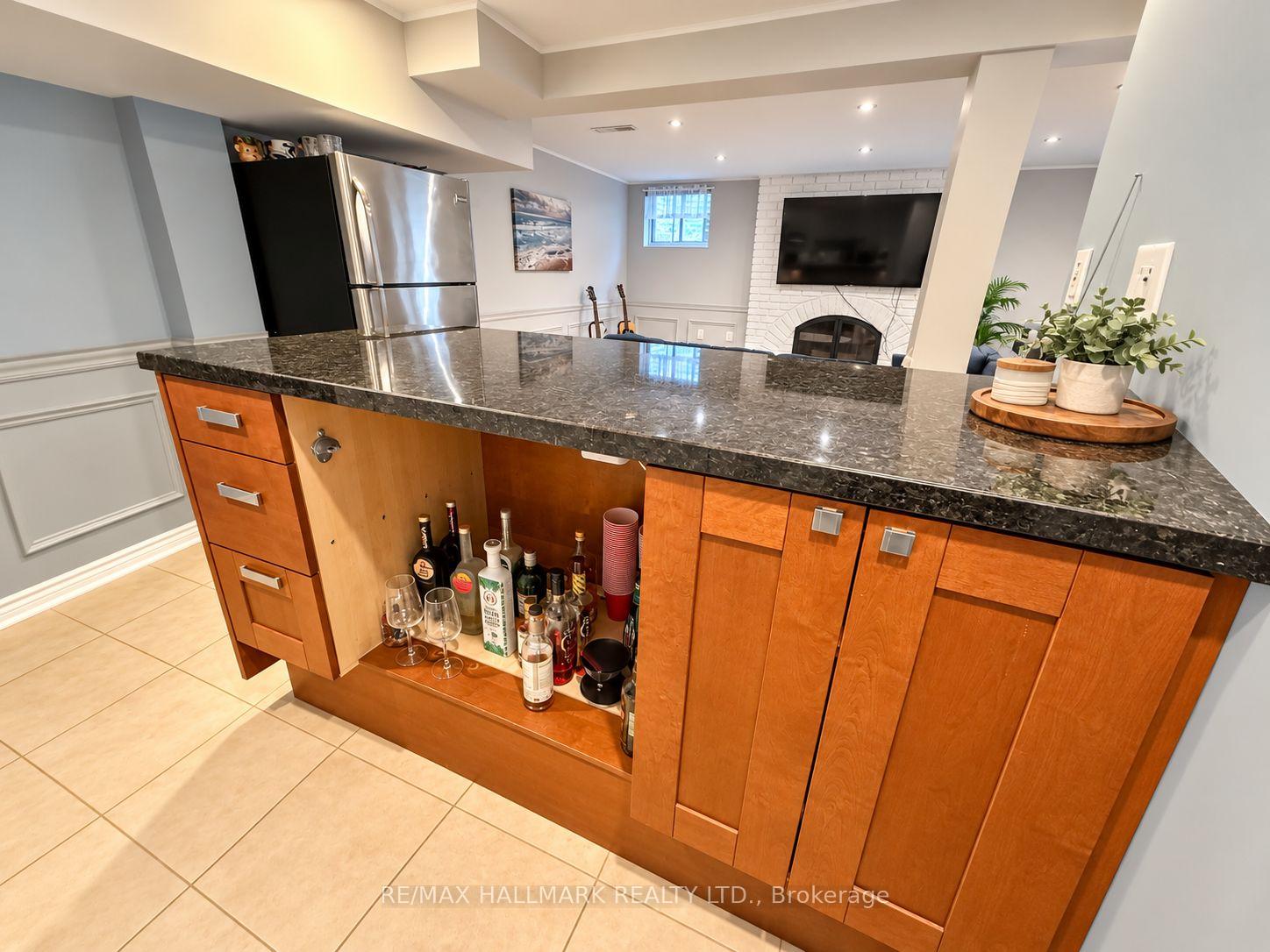 Photo 6 of Unit Basement apt, 87 Invermarge Drive, Scarborough, Centennial Scarborough — HOMEH