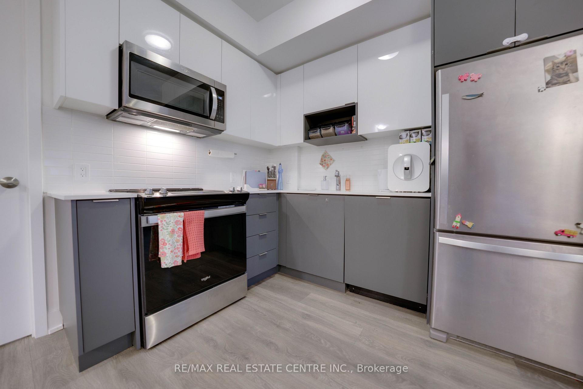 Photo 12 of Unit 509W, 202 Burnhamthorpe Road E, Mississauga, City Centre — HOMEH