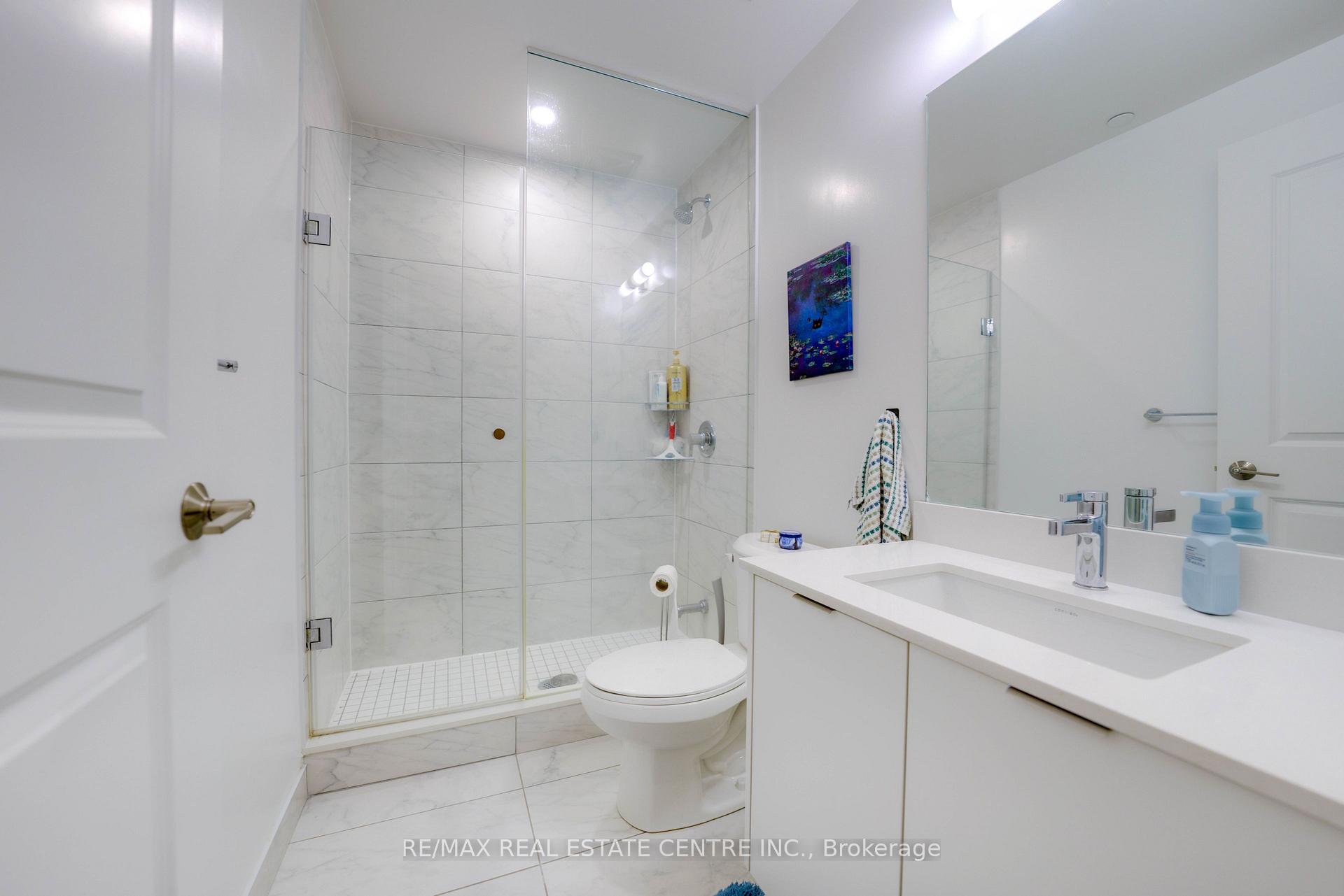 Photo 19 of Unit 509W, 202 Burnhamthorpe Road E, Mississauga, City Centre — HOMEH
