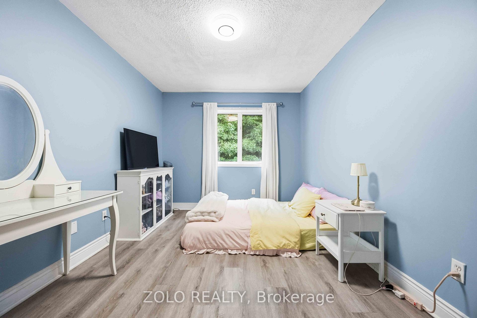 Photo 12 of 82 Piperbrook Crescent, Scarborough, West Hill — HOMEH