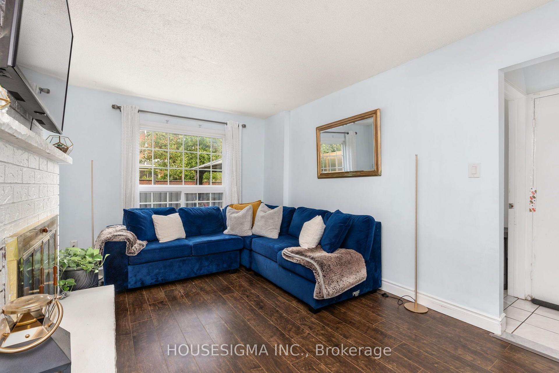 Photo 9 of 32 Ballycastle Crescent, Brampton, Heart Lake West — HOMEH