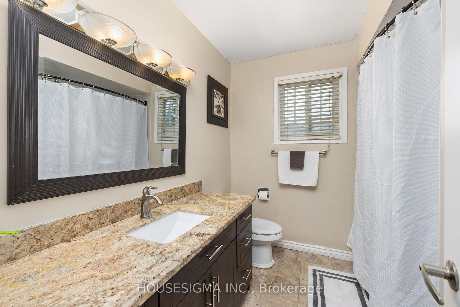 Photo 25 of 32 Ballycastle Crescent, Brampton, Heart Lake West — HOMEH