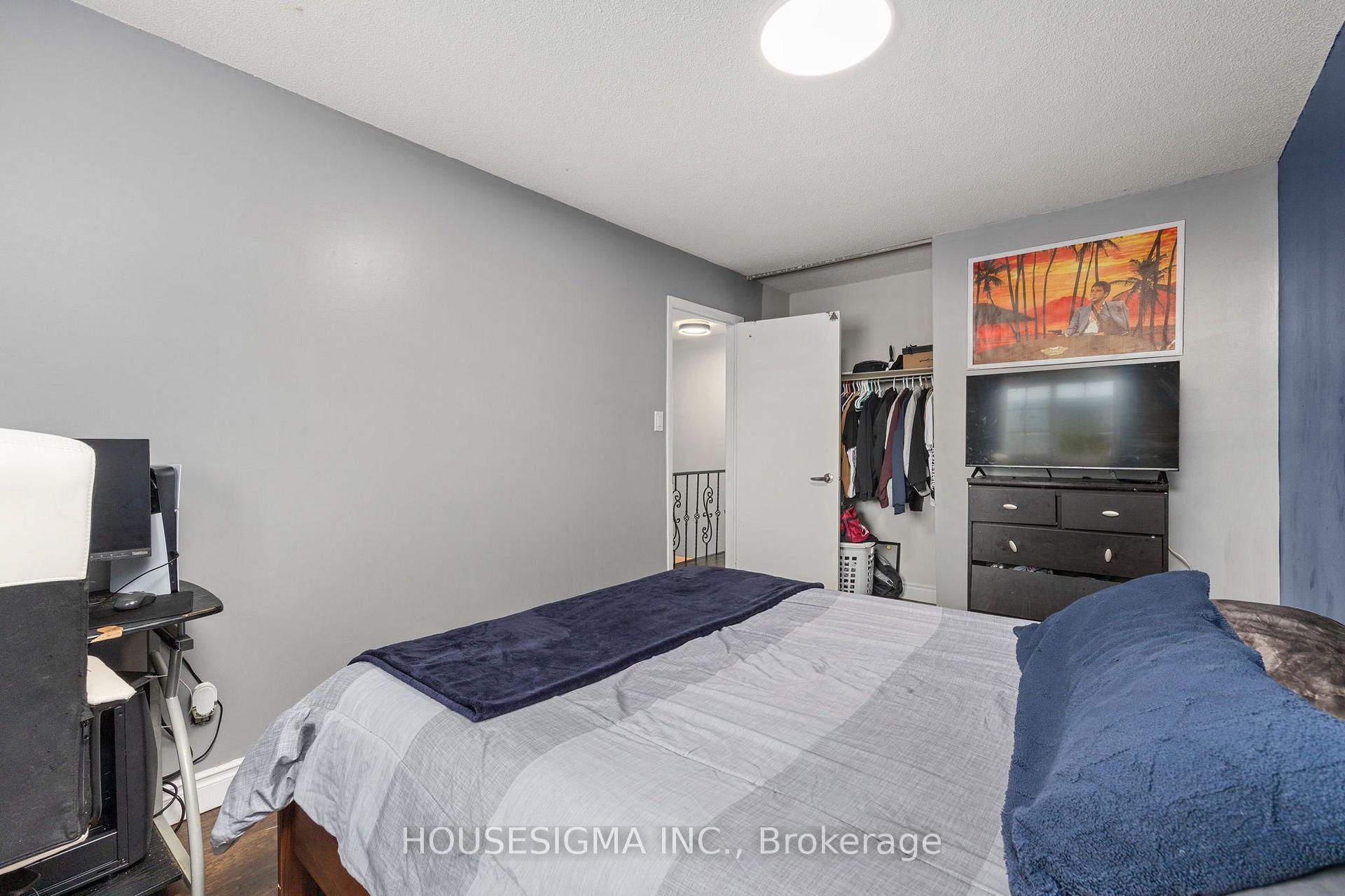 Photo 27 of 32 Ballycastle Crescent, Brampton, Heart Lake West — HOMEH
