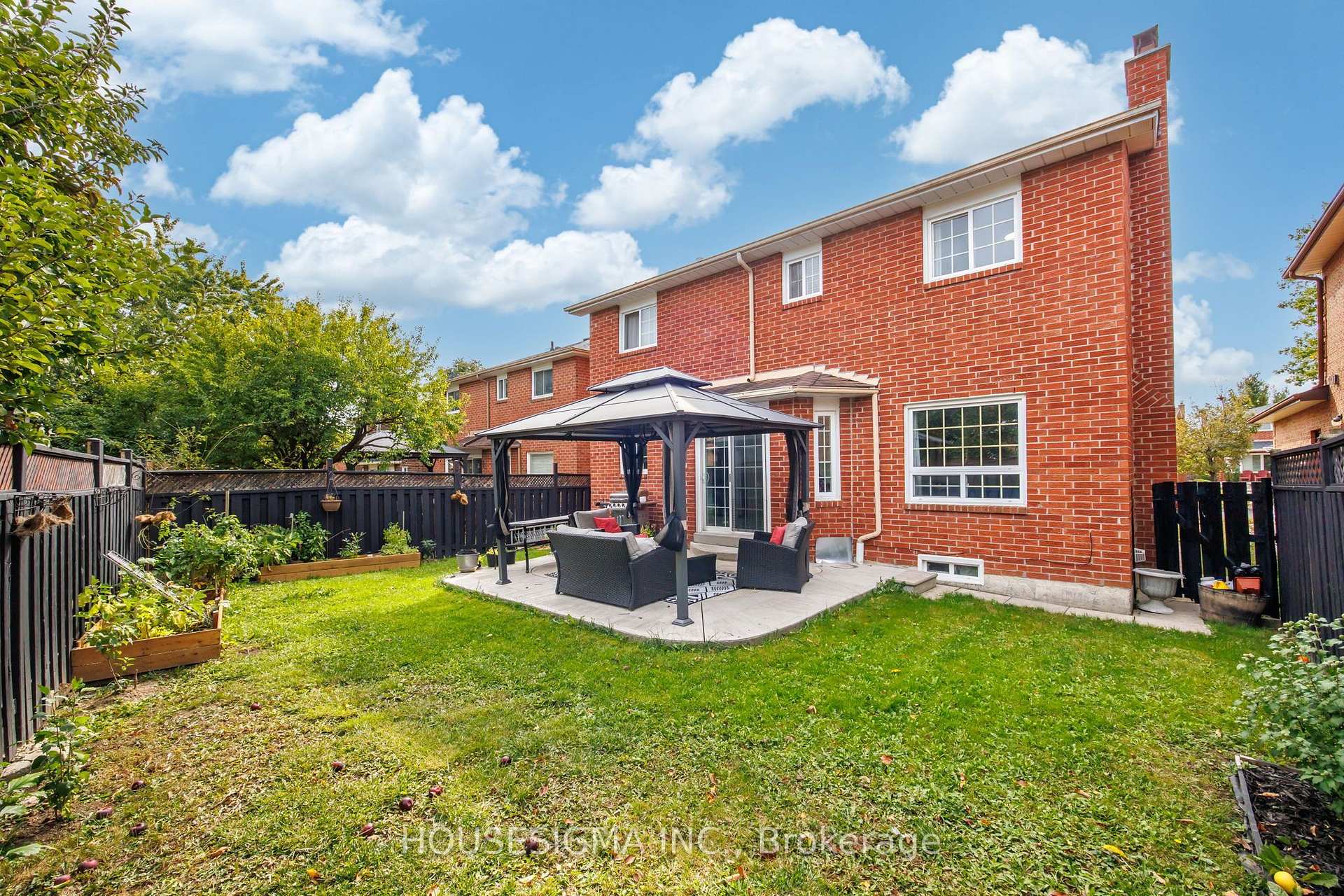 Photo 37 of 32 Ballycastle Crescent, Brampton, Heart Lake West — HOMEH