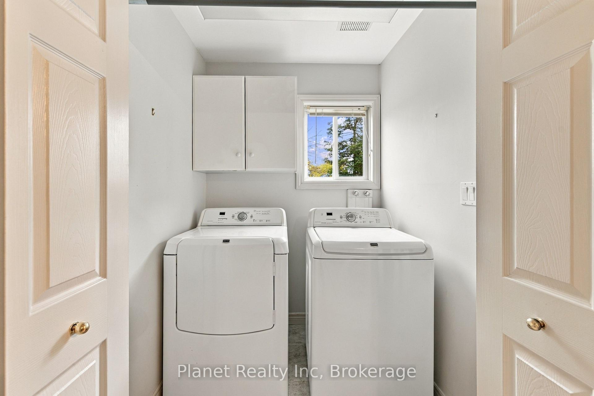 Photo 17 of 4 Ashcroft Court, Guelph, Village By The Arboretum — HOMEH