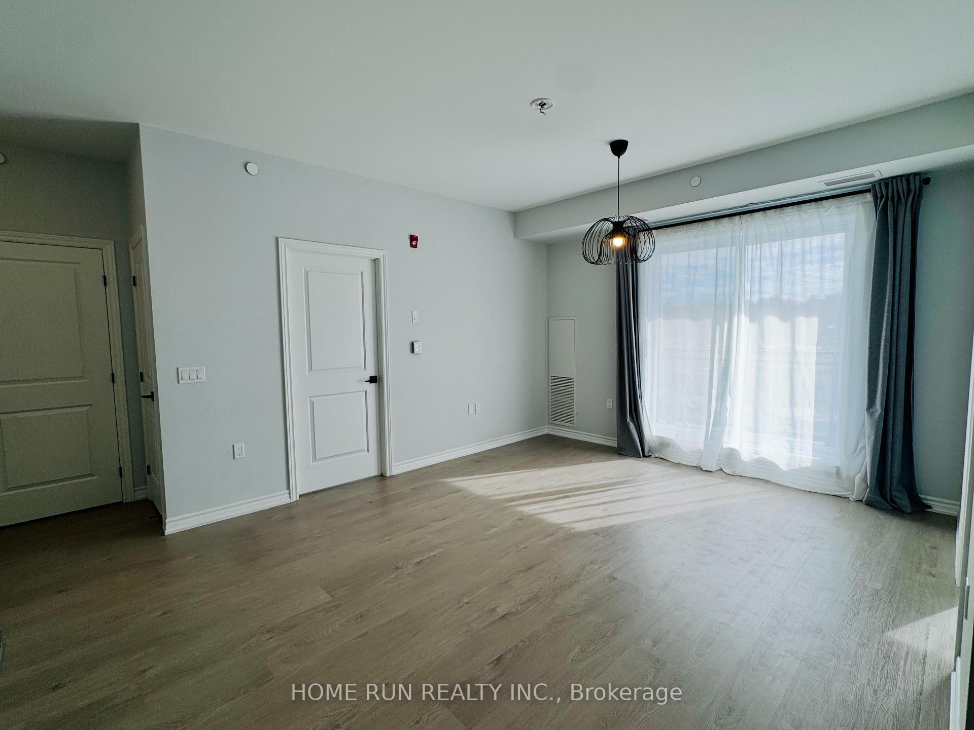 Photo 8 of 1350 Hemlock Road, Ottawa, CFB Rockcliffe and Area — HOMEH