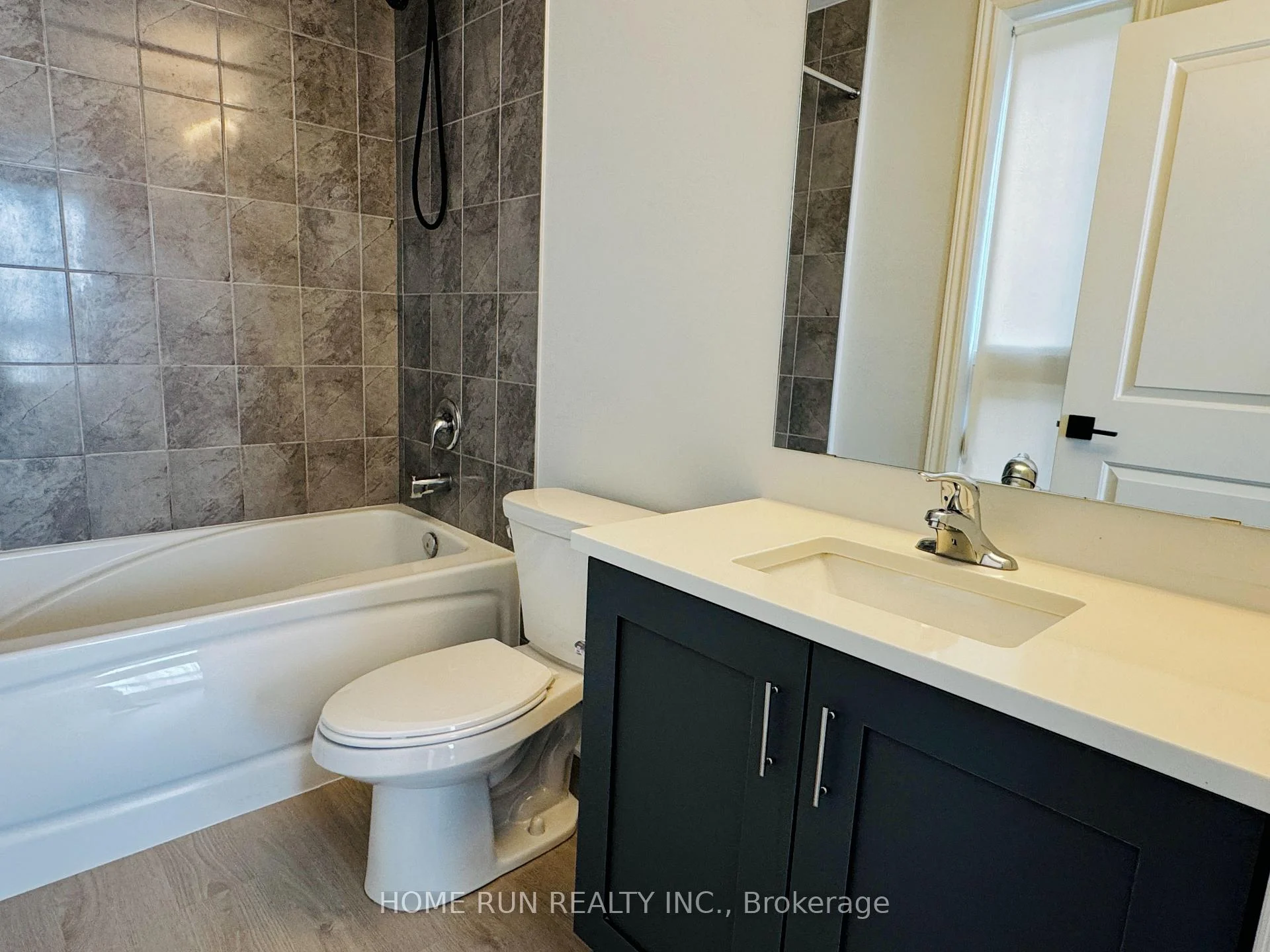 Photo 5 of 1350 Hemlock Road, Ottawa, CFB Rockcliffe and Area — HOMEH