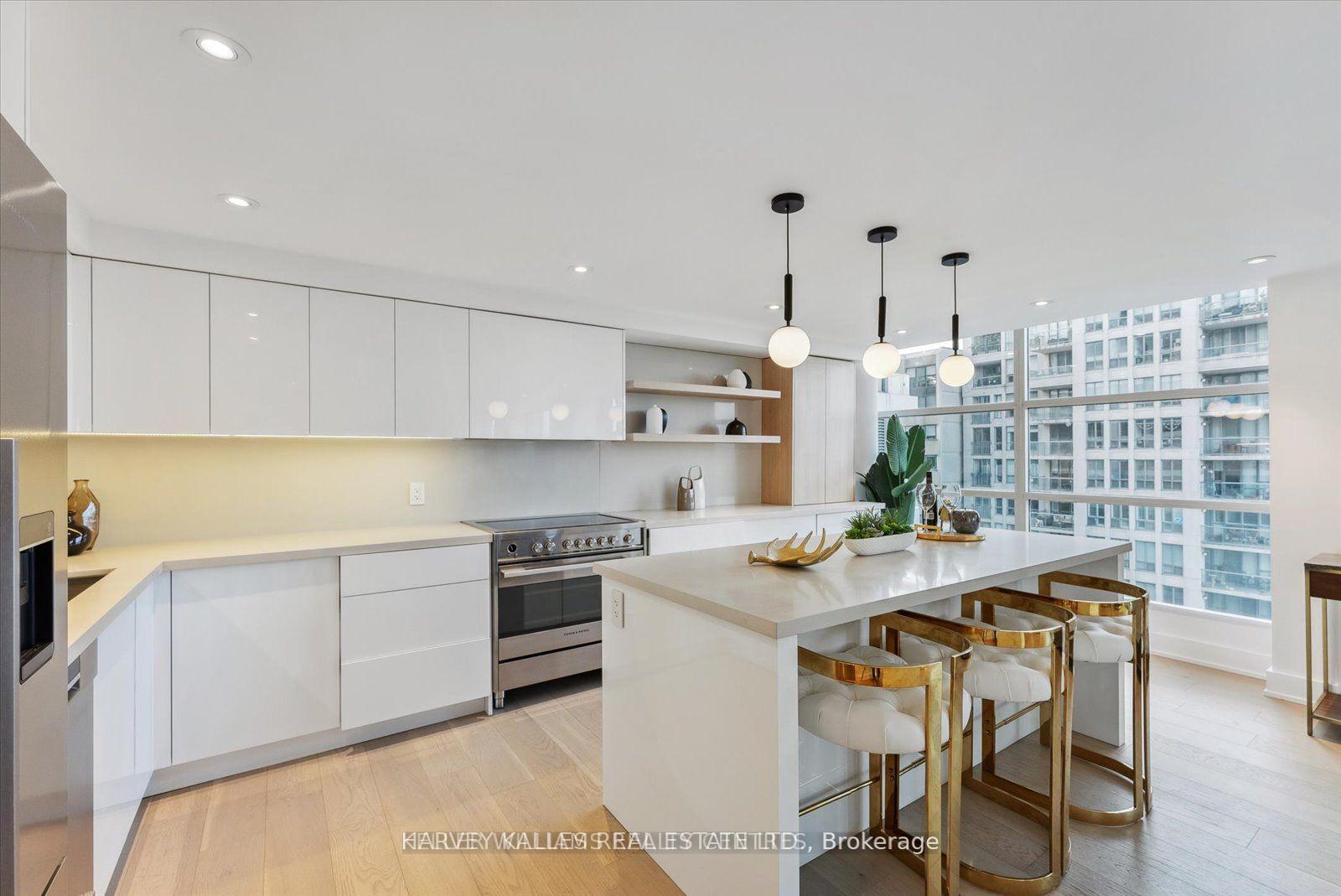 Photo 13 of Unit PH03, 409 Bloor Street E, Toronto, Rosedale-Moore Park — HOMEH