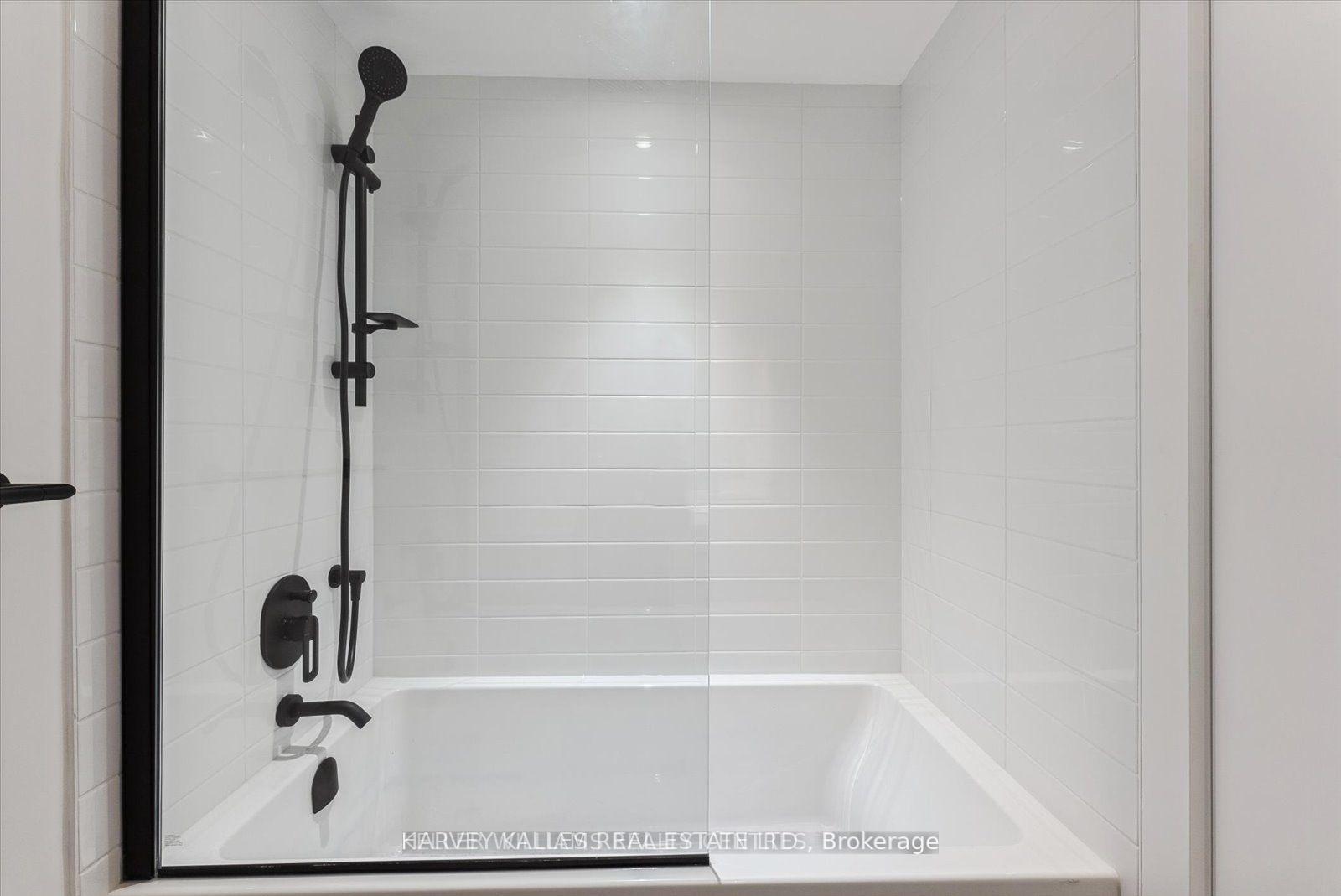 Photo 27 of Unit PH03, 409 Bloor Street E, Toronto, Rosedale-Moore Park — HOMEH