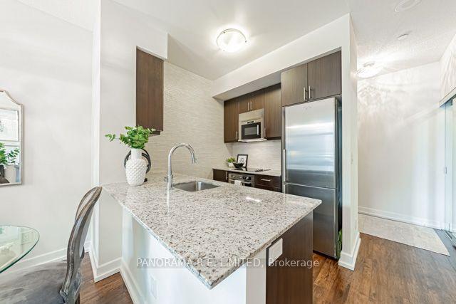 Photo 5 of Unit 121, 2 Eva Road, Etobicoke, Etobicoke West Mall — HOMEH
