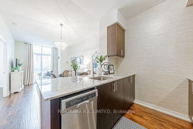 Photo 8 of Unit 121, 2 Eva Road, Etobicoke, Etobicoke West Mall — HOMEH