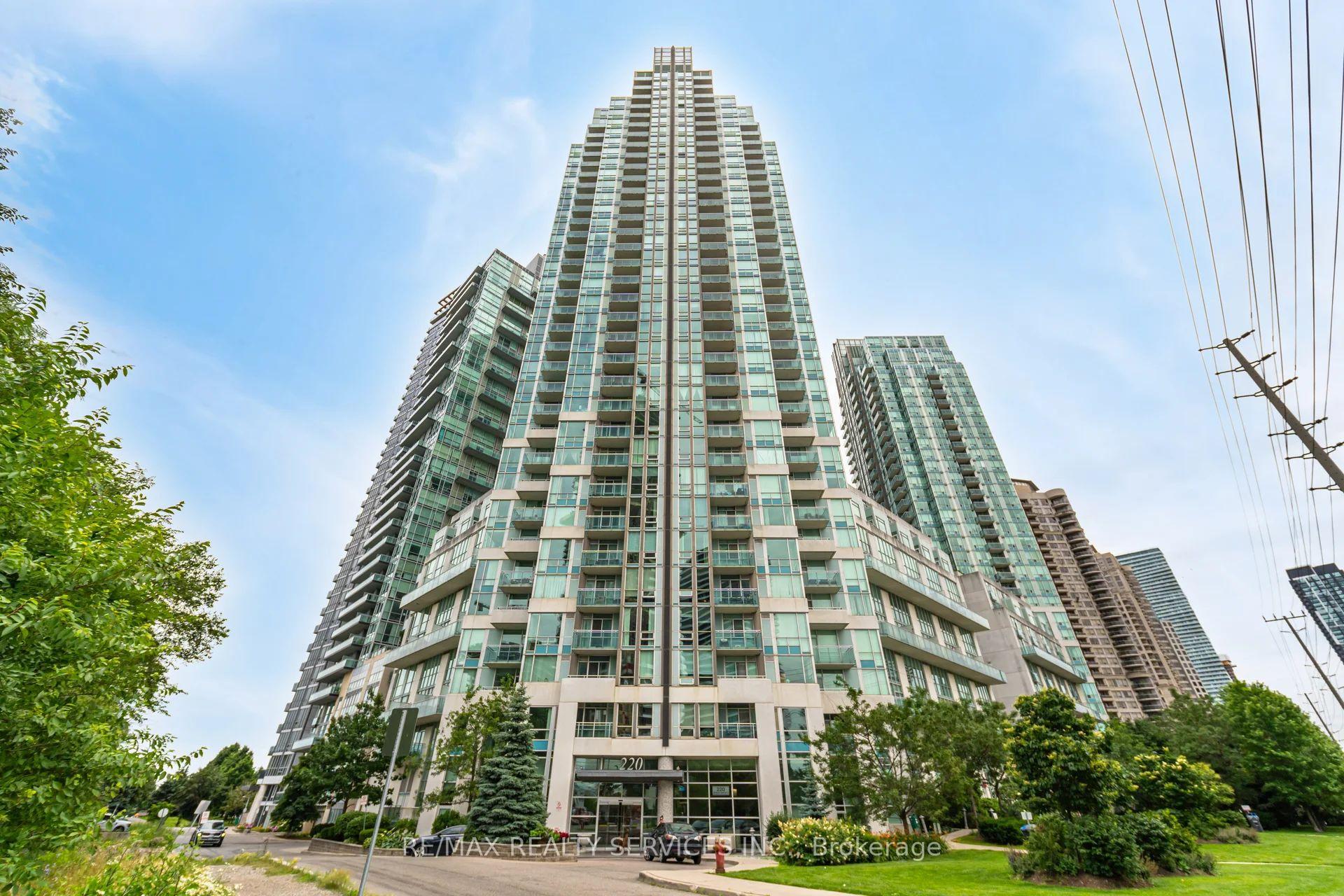 Photo of Unit 2008, 220 Burnhamthorpe Road W