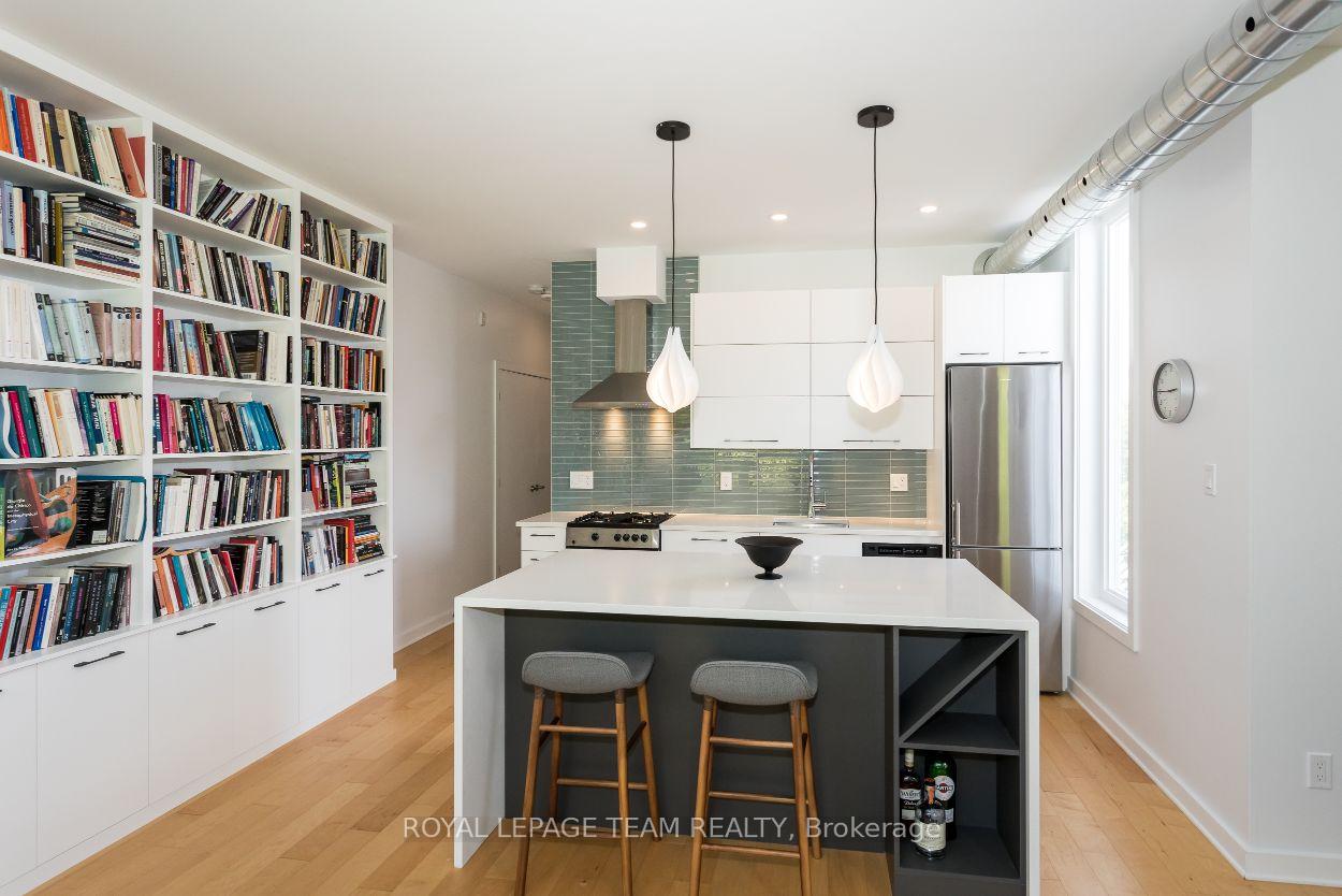 Photo 7 of Unit 401, 22 Perkins Street, Ottawa, West Centre Town — HOMEH