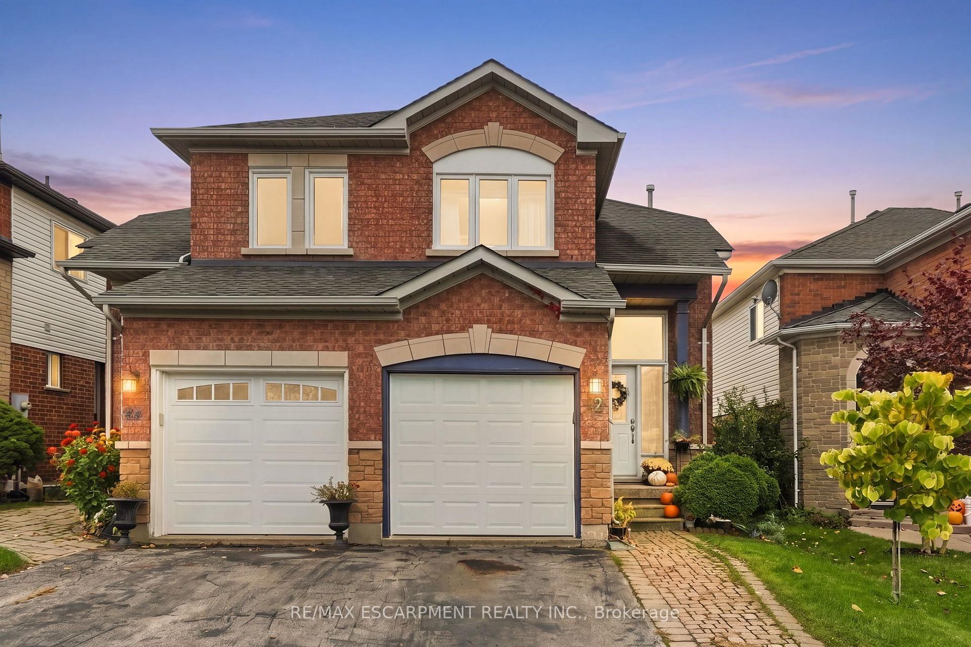 Photo 1 of 42 Kildonan Crescent, Hamilton, Waterdown — HOMEH