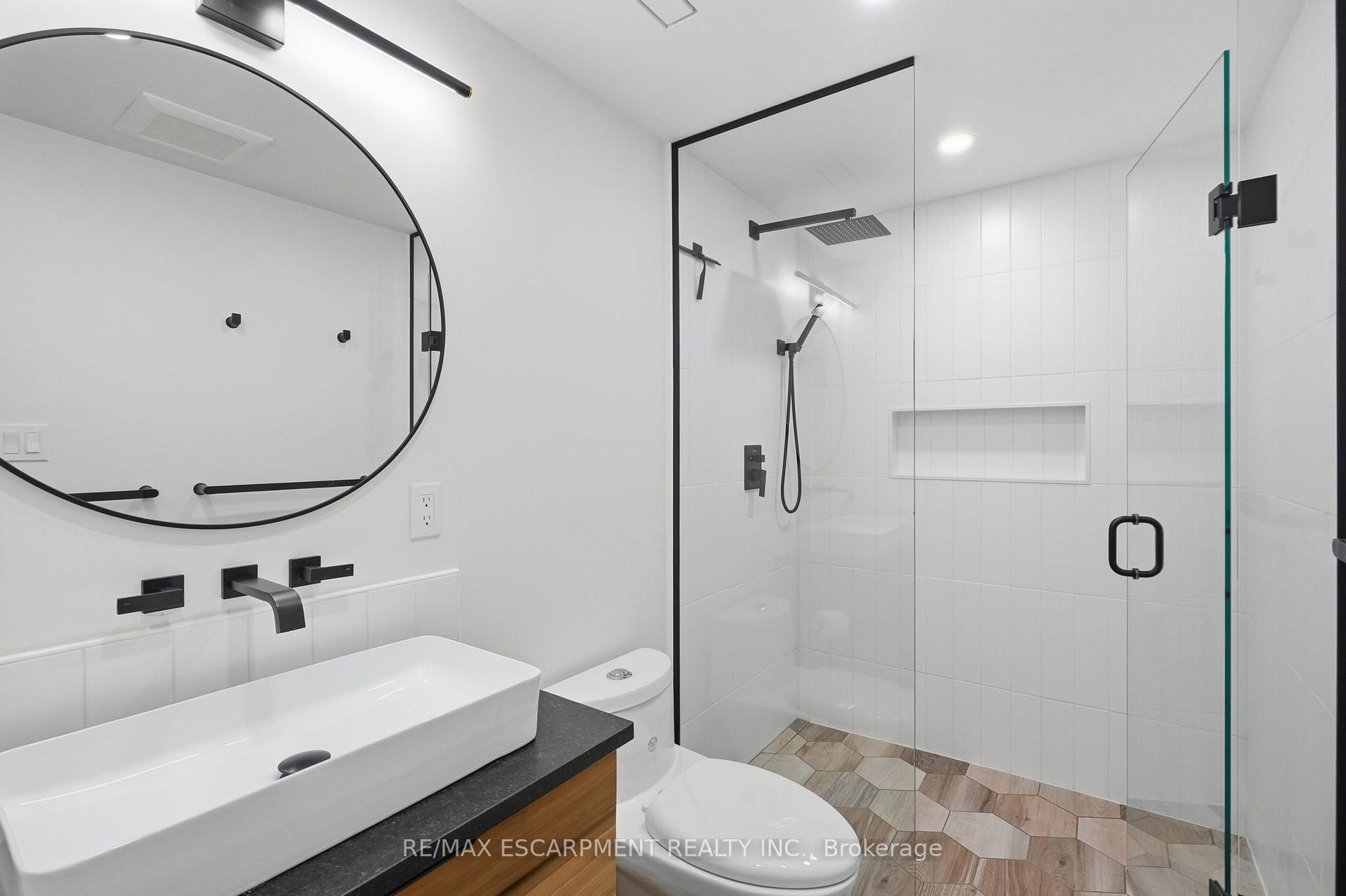 Photo 34 of 42 Kildonan Crescent, Hamilton, Waterdown — HOMEH