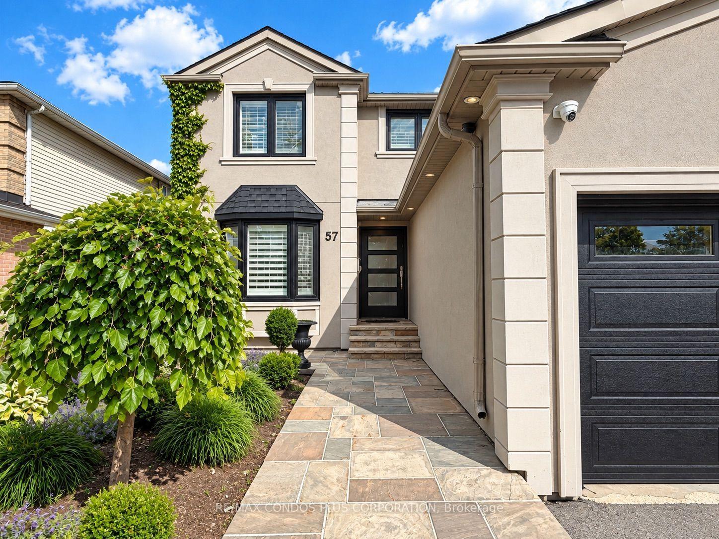 Photo 2 of 57 Colvin Crescent, Vaughan, Brownridge — HOMEH