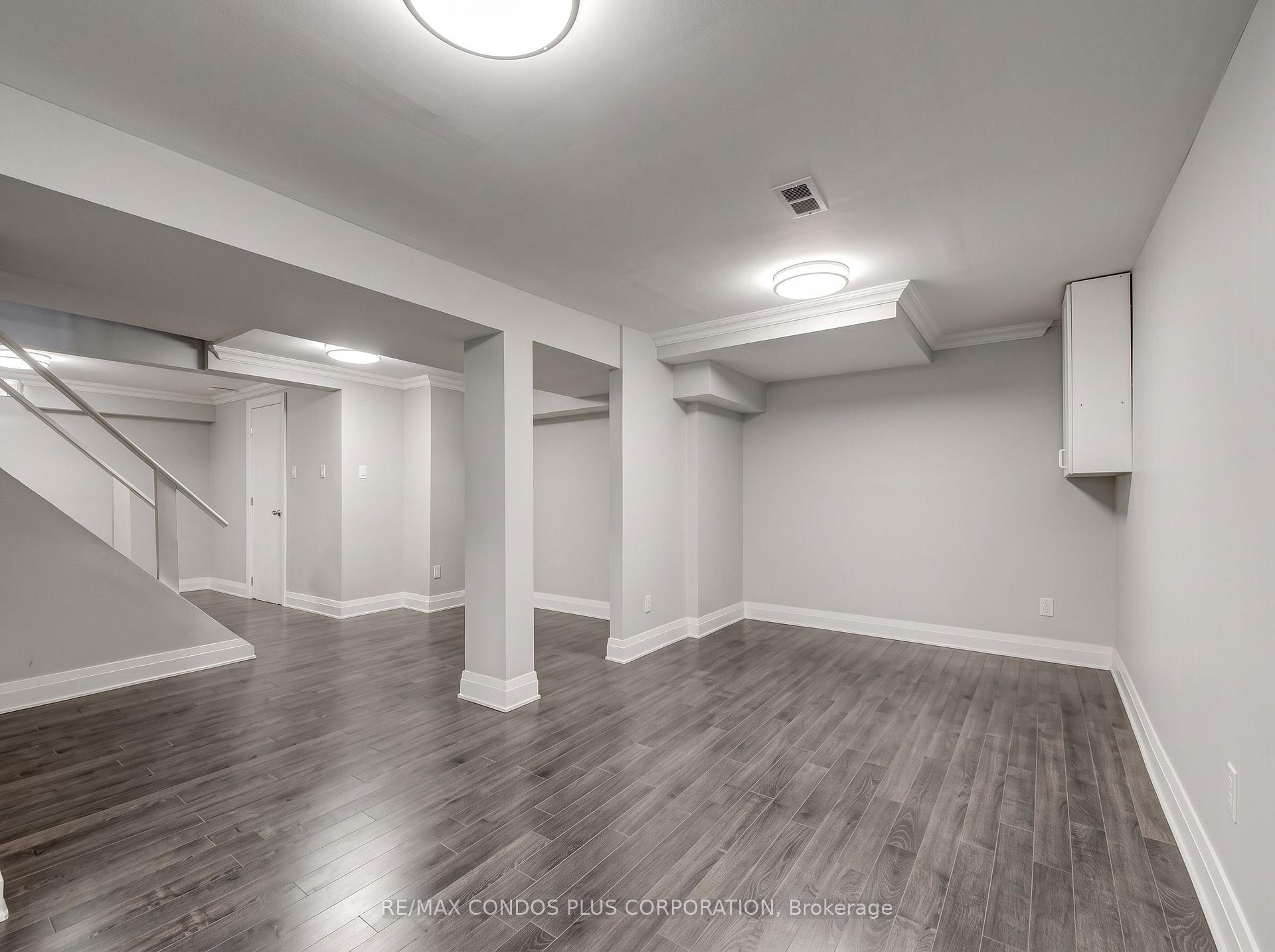 Photo 23 of 57 Colvin Crescent, Vaughan, Brownridge — HOMEH
