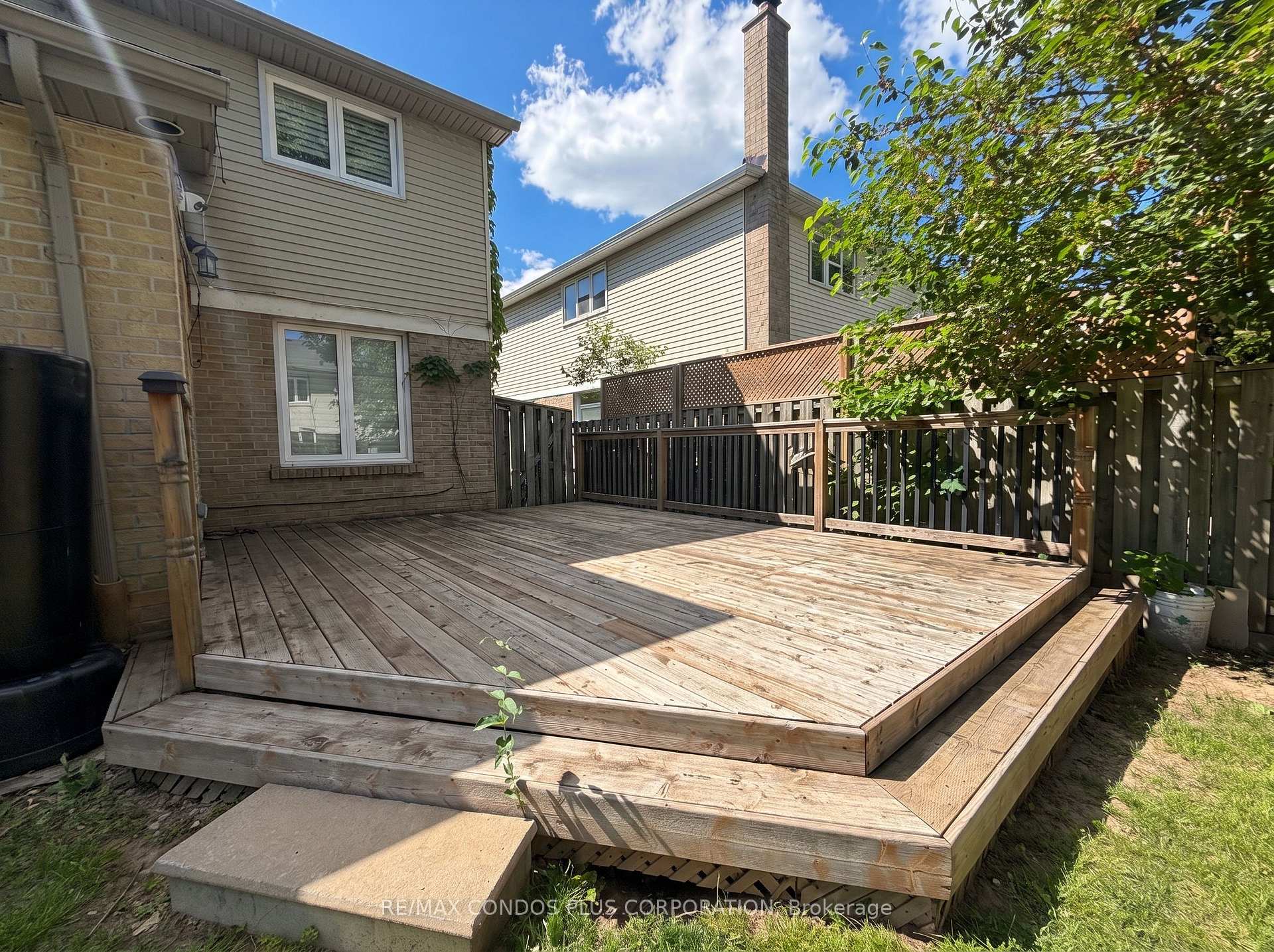 Photo 26 of 57 Colvin Crescent, Vaughan, Brownridge — HOMEH