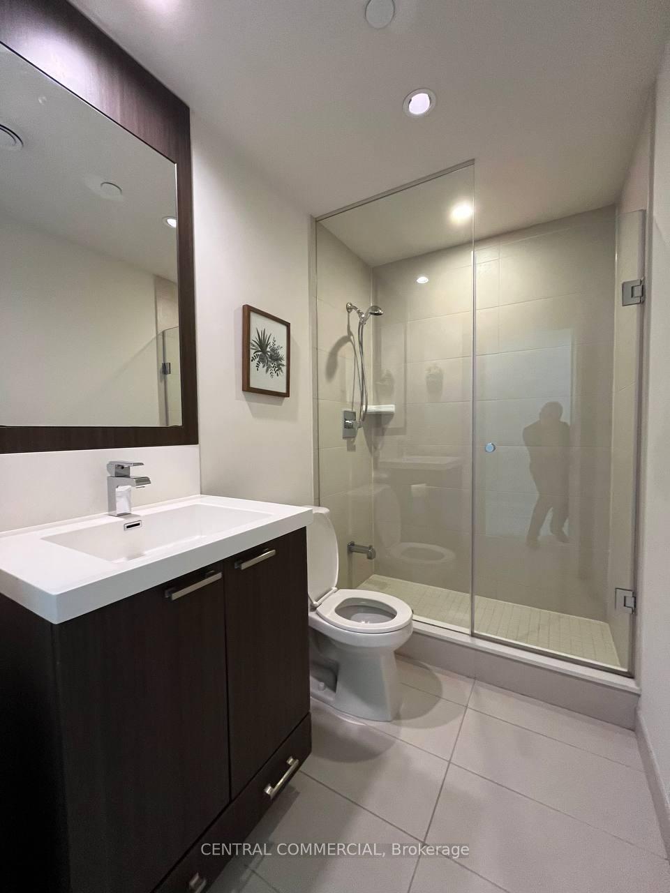 Photo 13 of Unit 1212, 120 Harrison Garden E, North York, Willowdale East — HOMEH