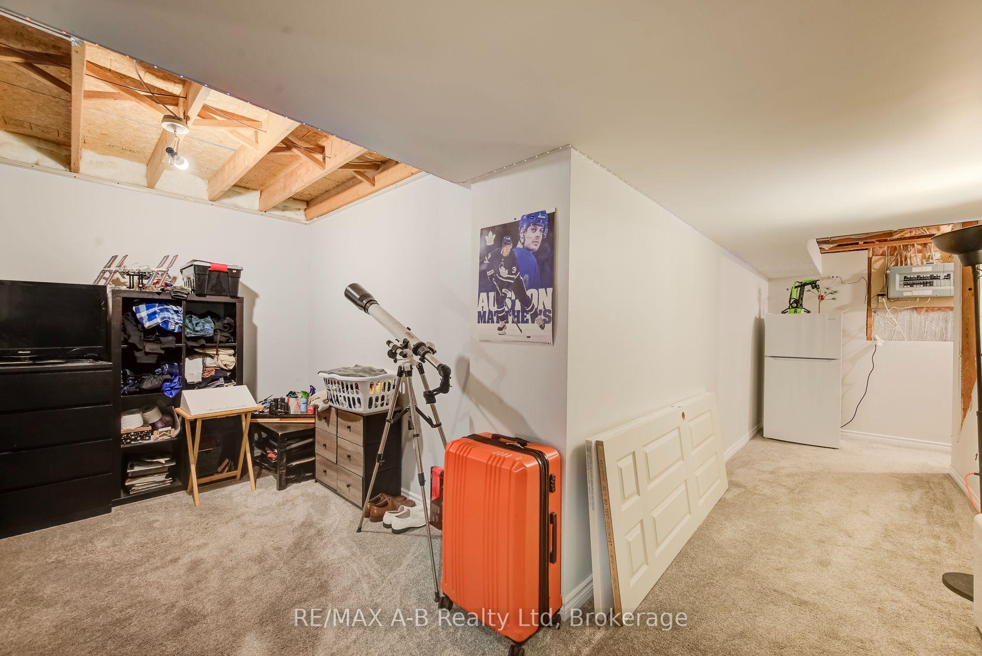 Photo 31 of 78 Hostetler Road, Wilmot, New Hamburg — HOMEH