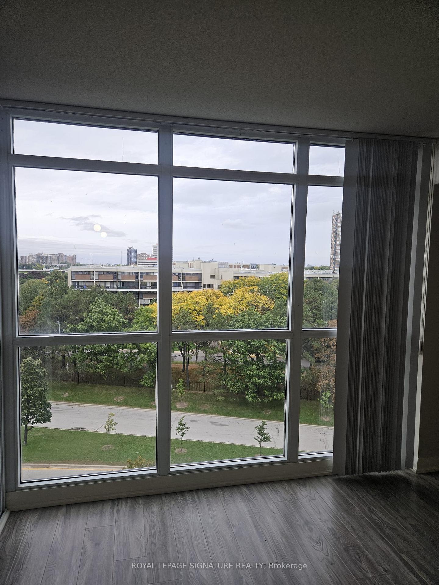 Photo 8 of Unit 608, 1 Valhalla Inn Road, Etobicoke, Islington-City Centre West — HOMEH