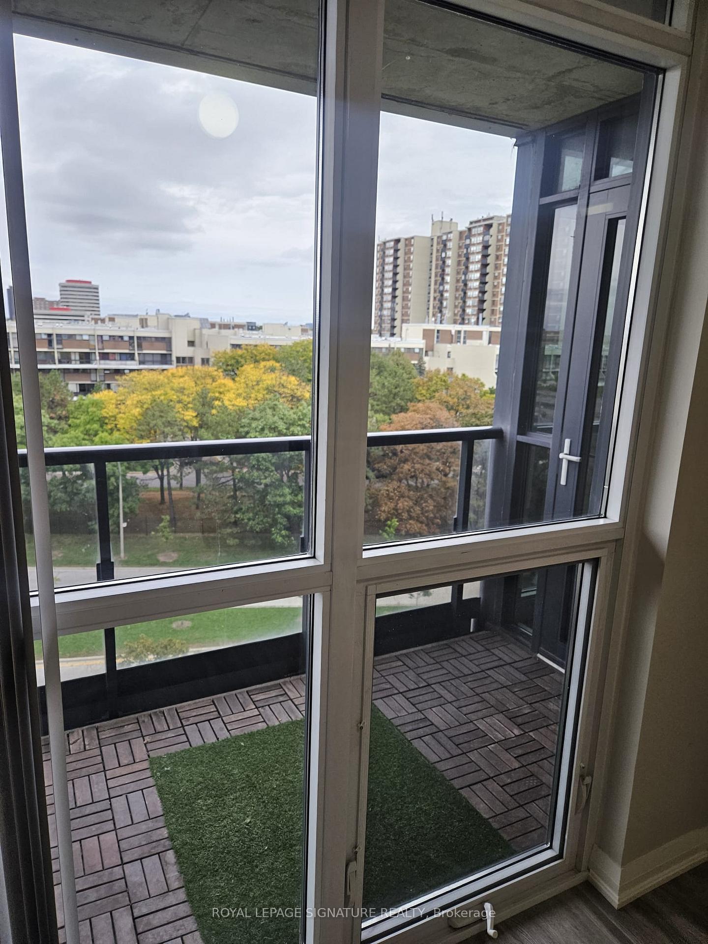 Photo 13 of Unit 608, 1 Valhalla Inn Road, Etobicoke, Islington-City Centre West — HOMEH
