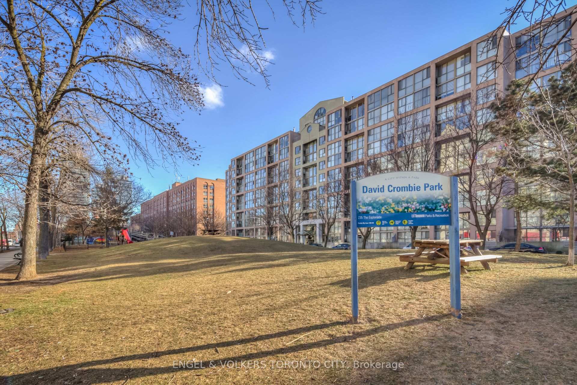 Photo 2 of Unit 306, 222 The Esplanade, Toronto, Waterfront Communities — HOMEH