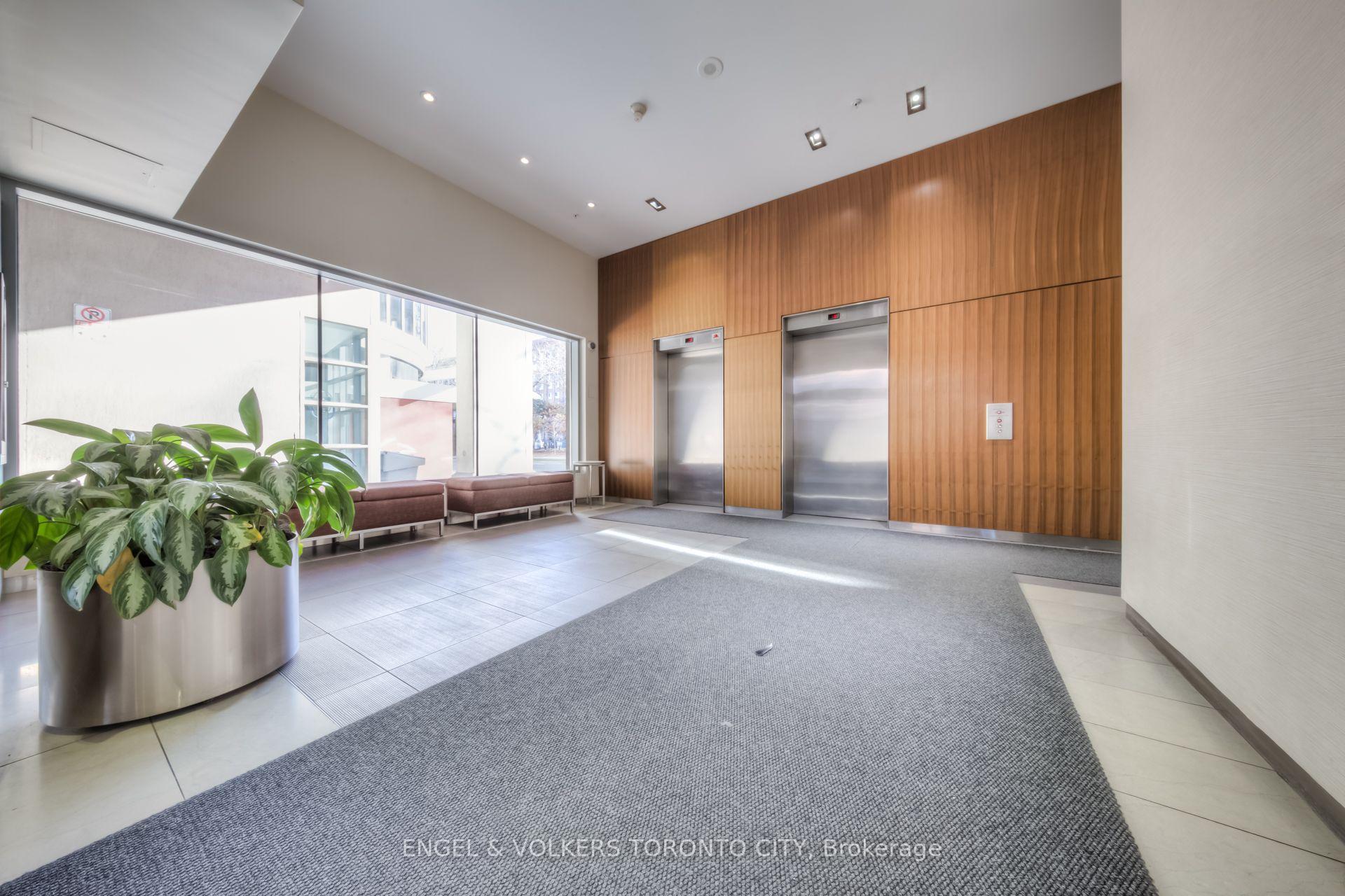 Photo 3 of Unit 306, 222 The Esplanade, Toronto, Waterfront Communities — HOMEH
